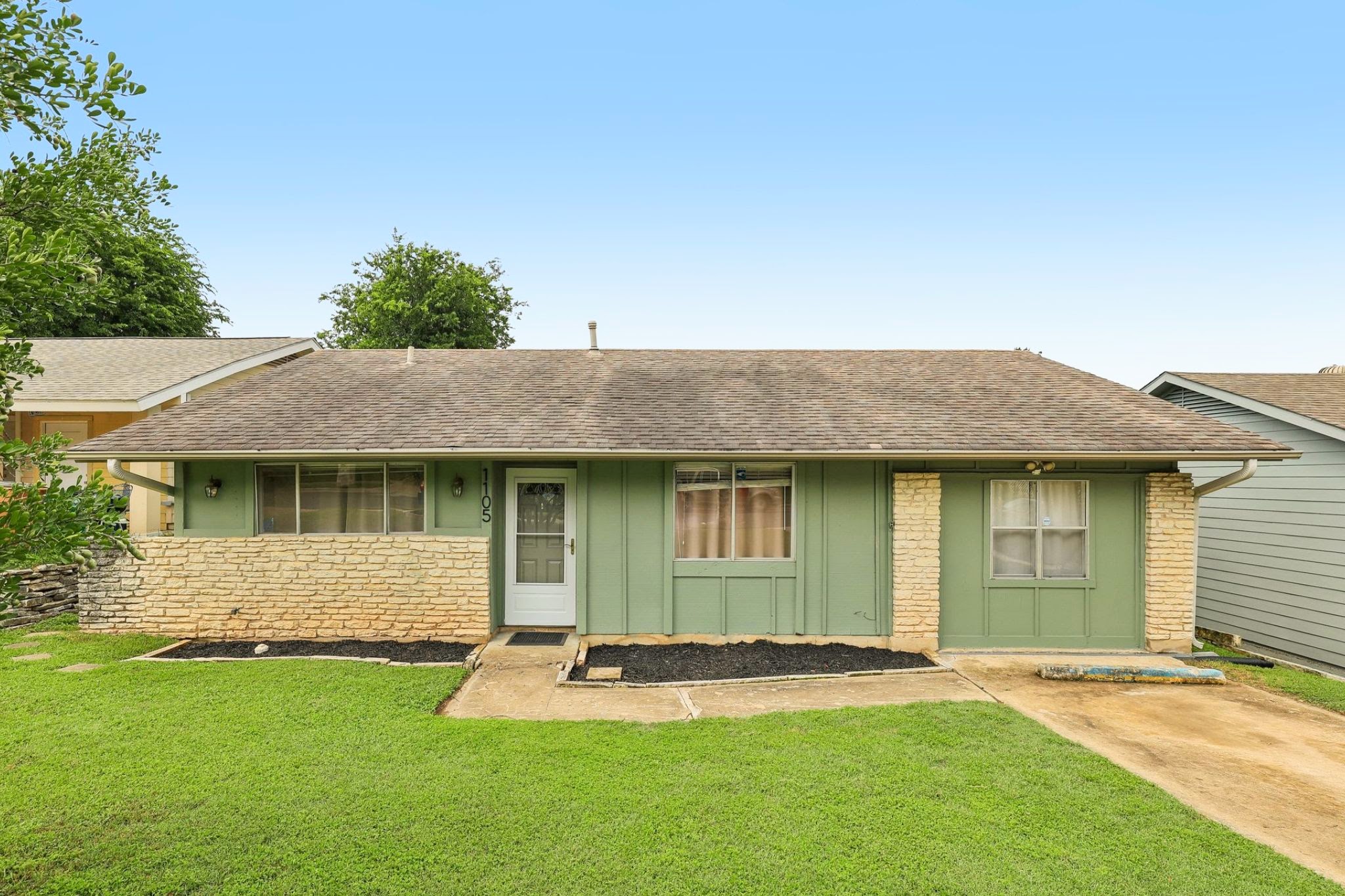 1105 Blue Ridge Dr — photo