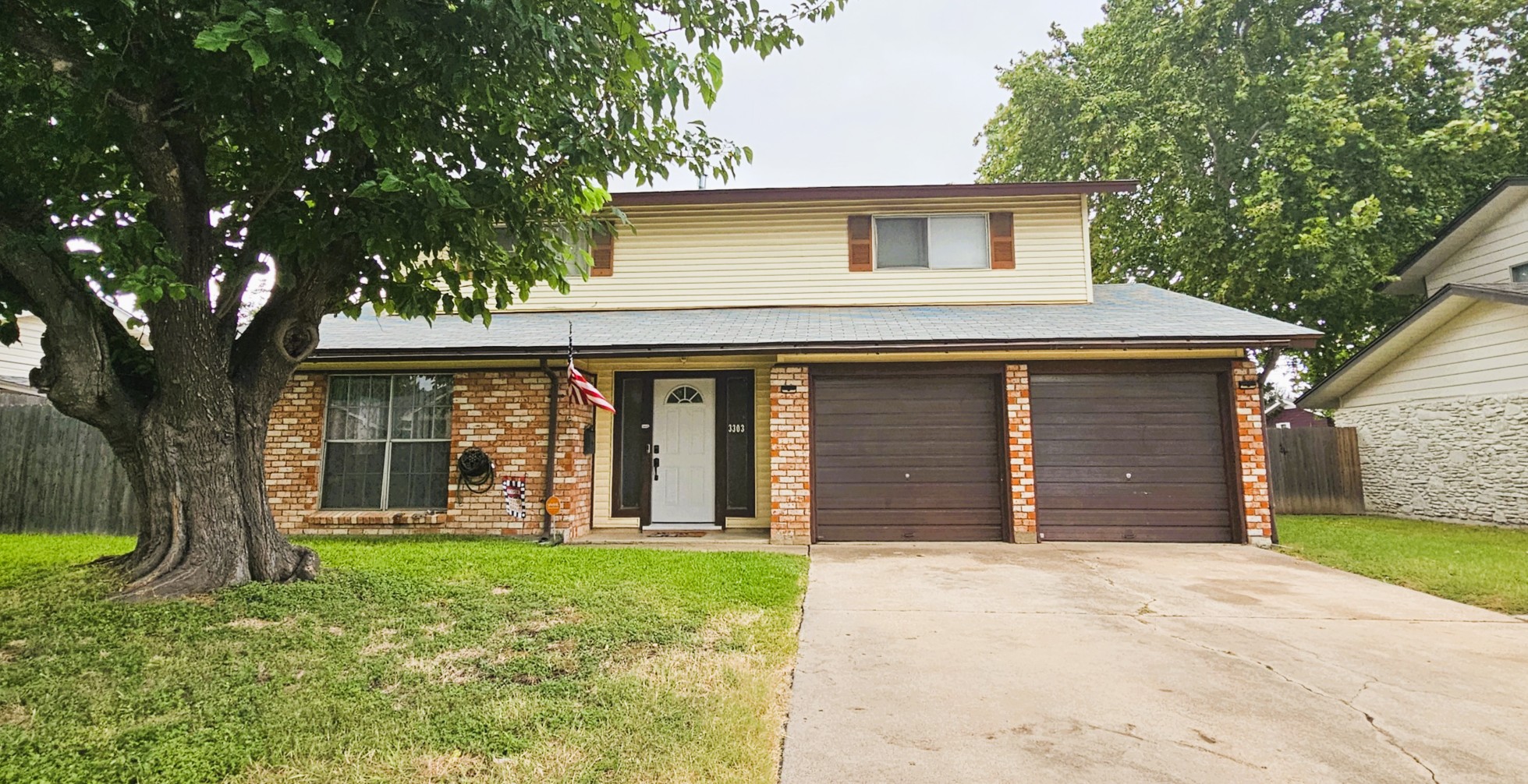 3303 Lake Charles Ave — photo