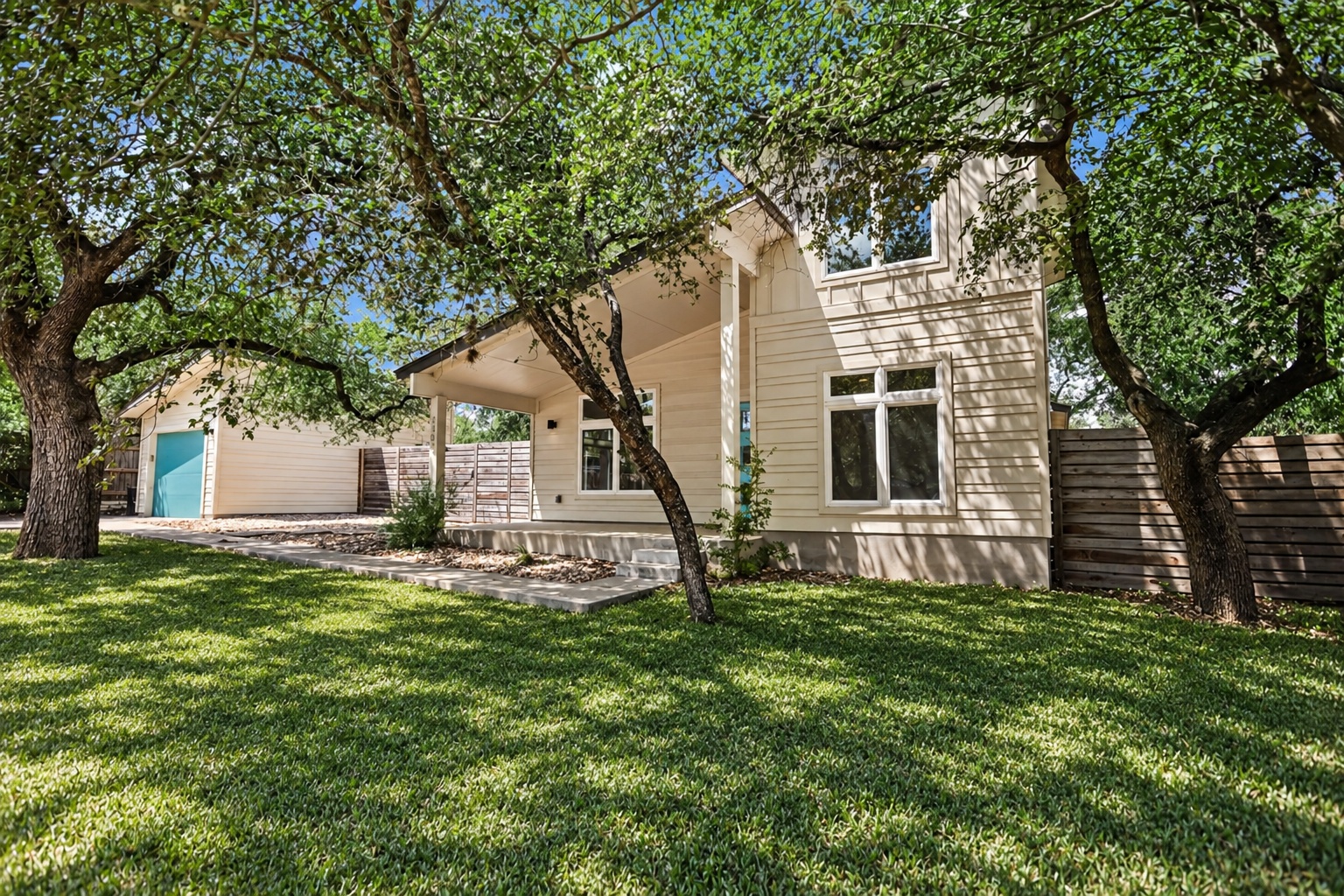 2302 Quanah Parker Trl — photo