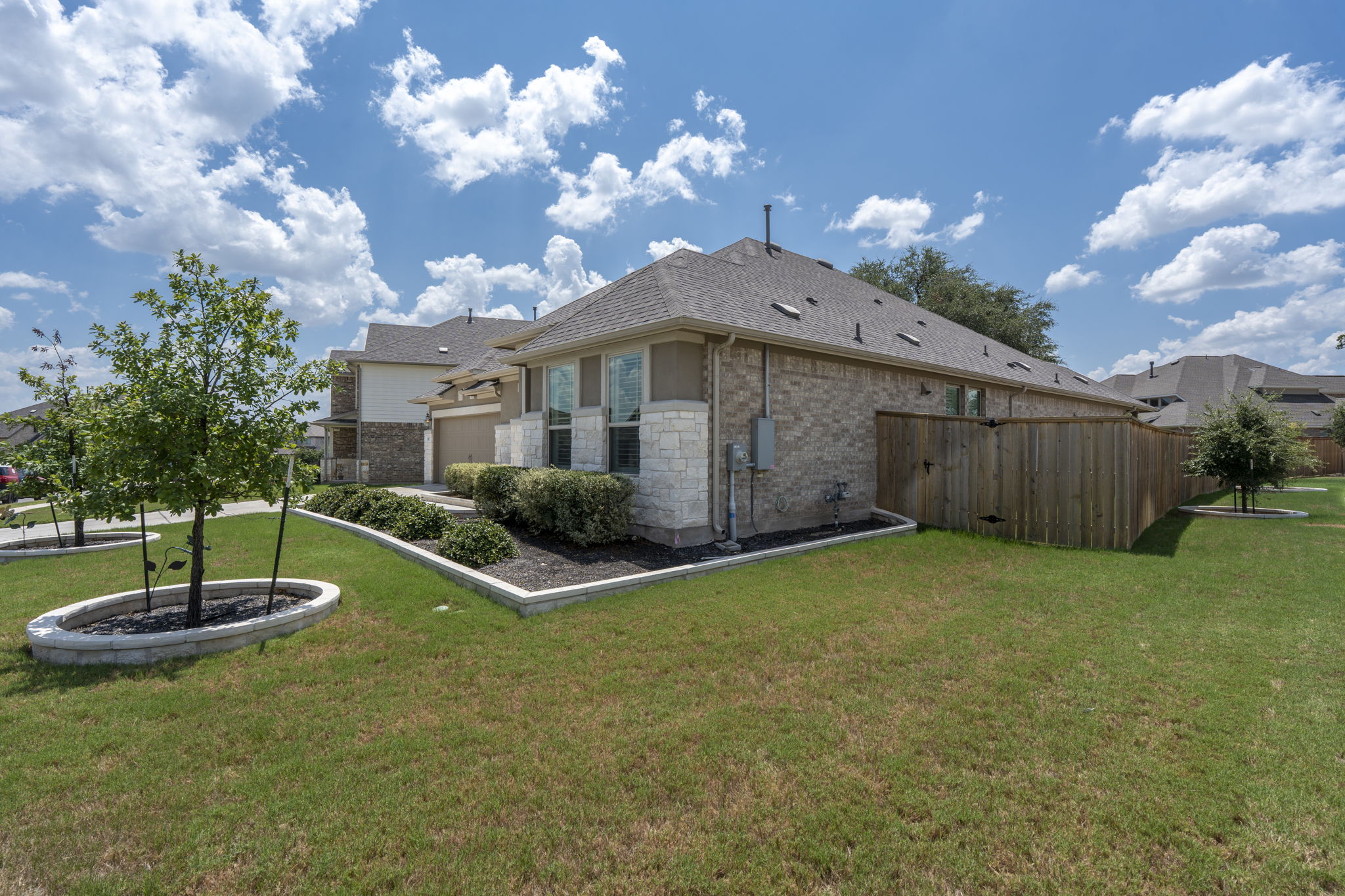 805 Cold River Run, Kyle, TX 78640 — photo 2
