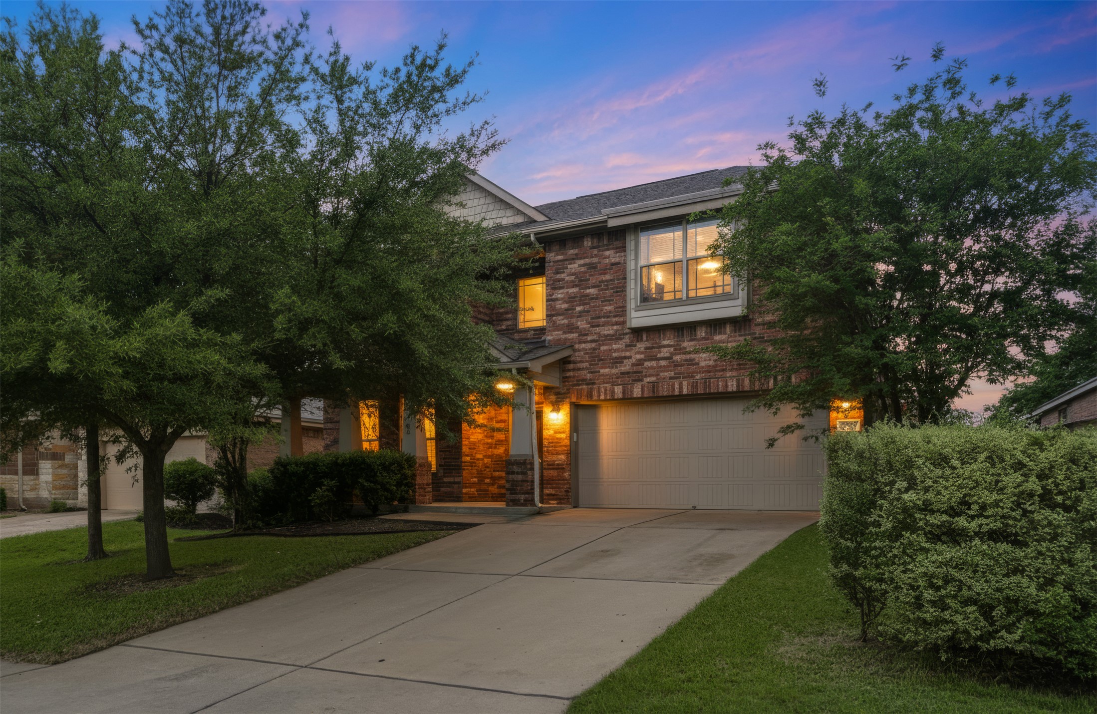 1927 Autumn Run Ln — photo