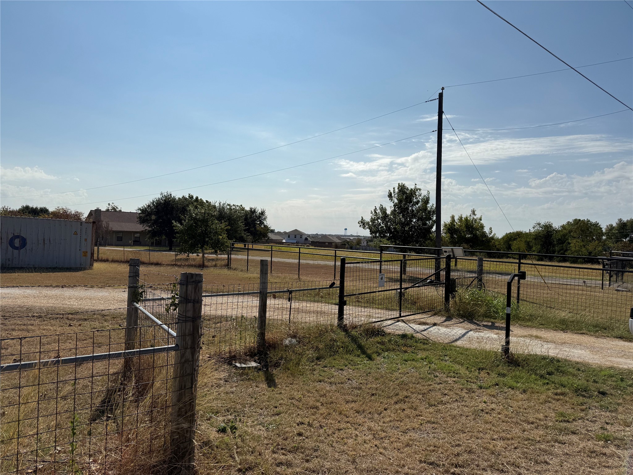13200 IH 35 Highway — photo