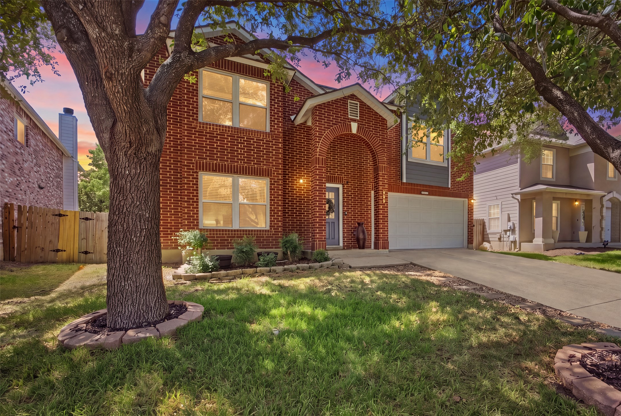 2114 Deer Creek Trl — photo