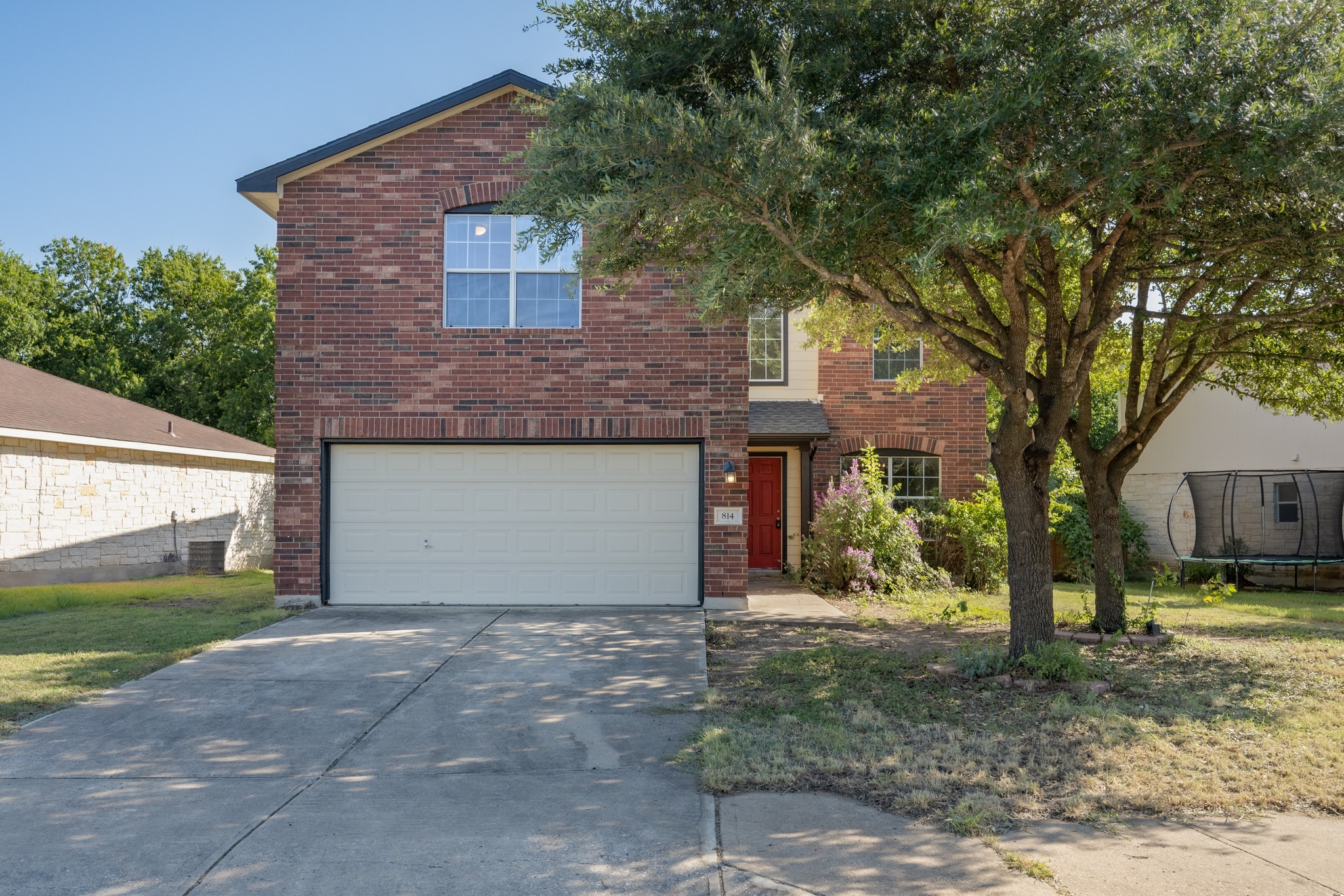 814 Indian Meadow Dr — photo