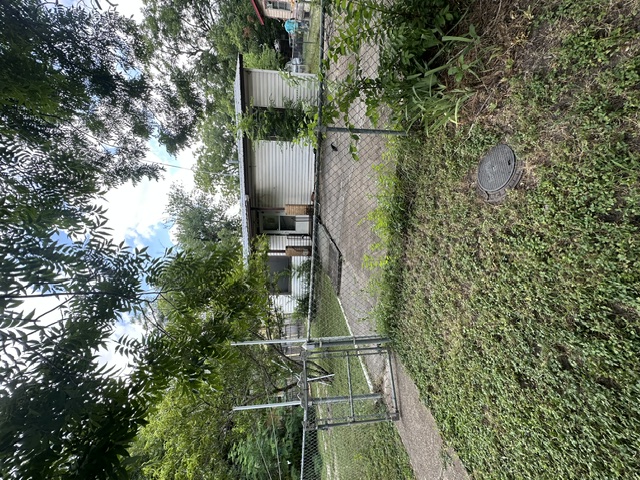 1127 Mark St D — photo