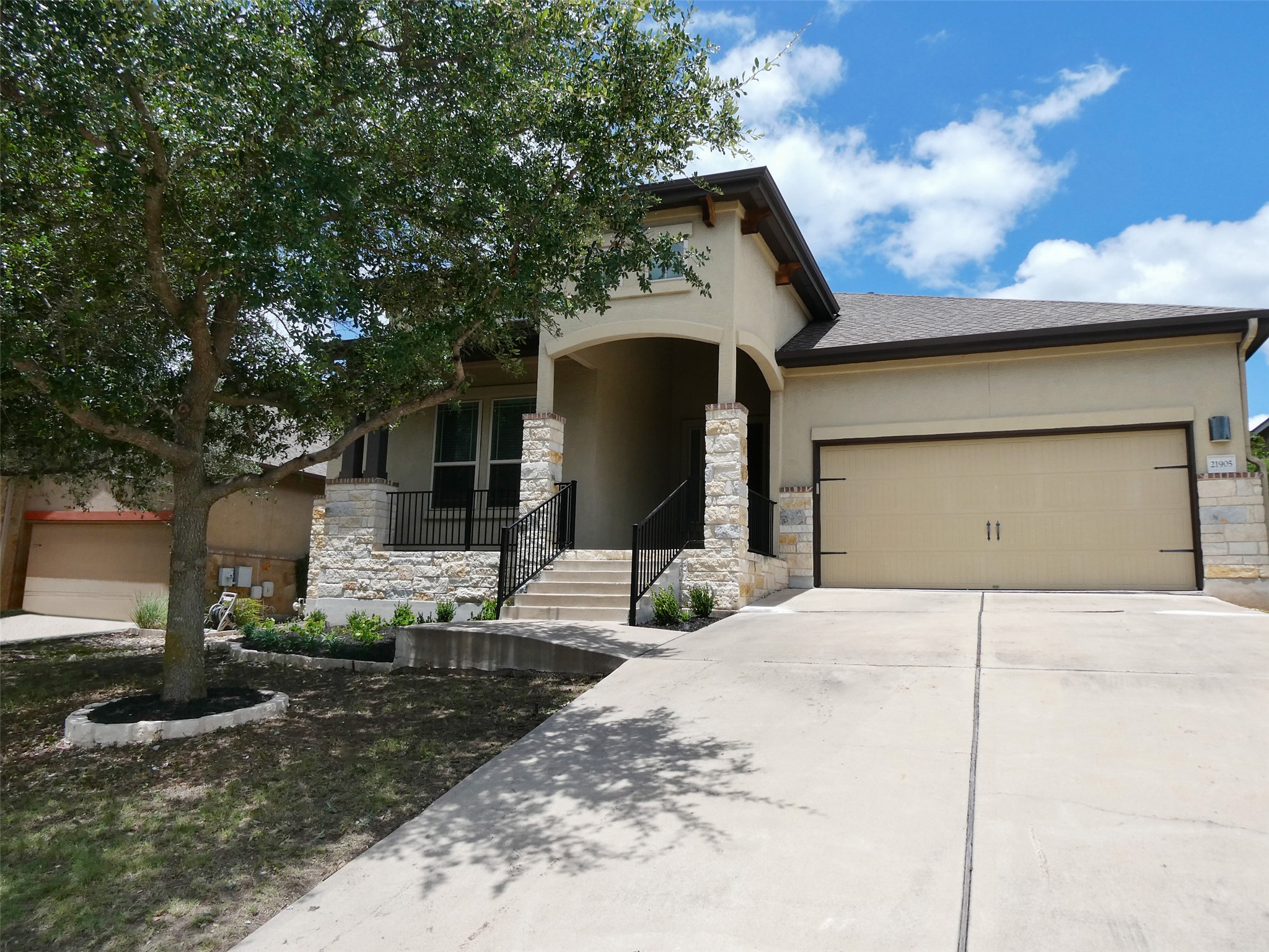 21905 Rock Wren Rd — photo