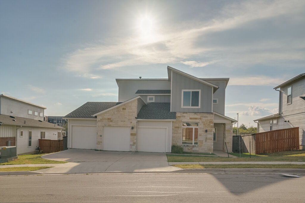 11308 Charger Way — photo