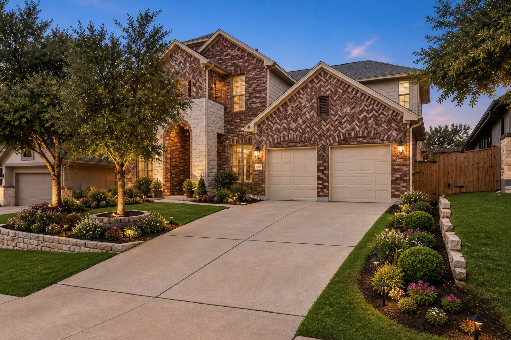 2216 Lookout Knoll Dr — photo