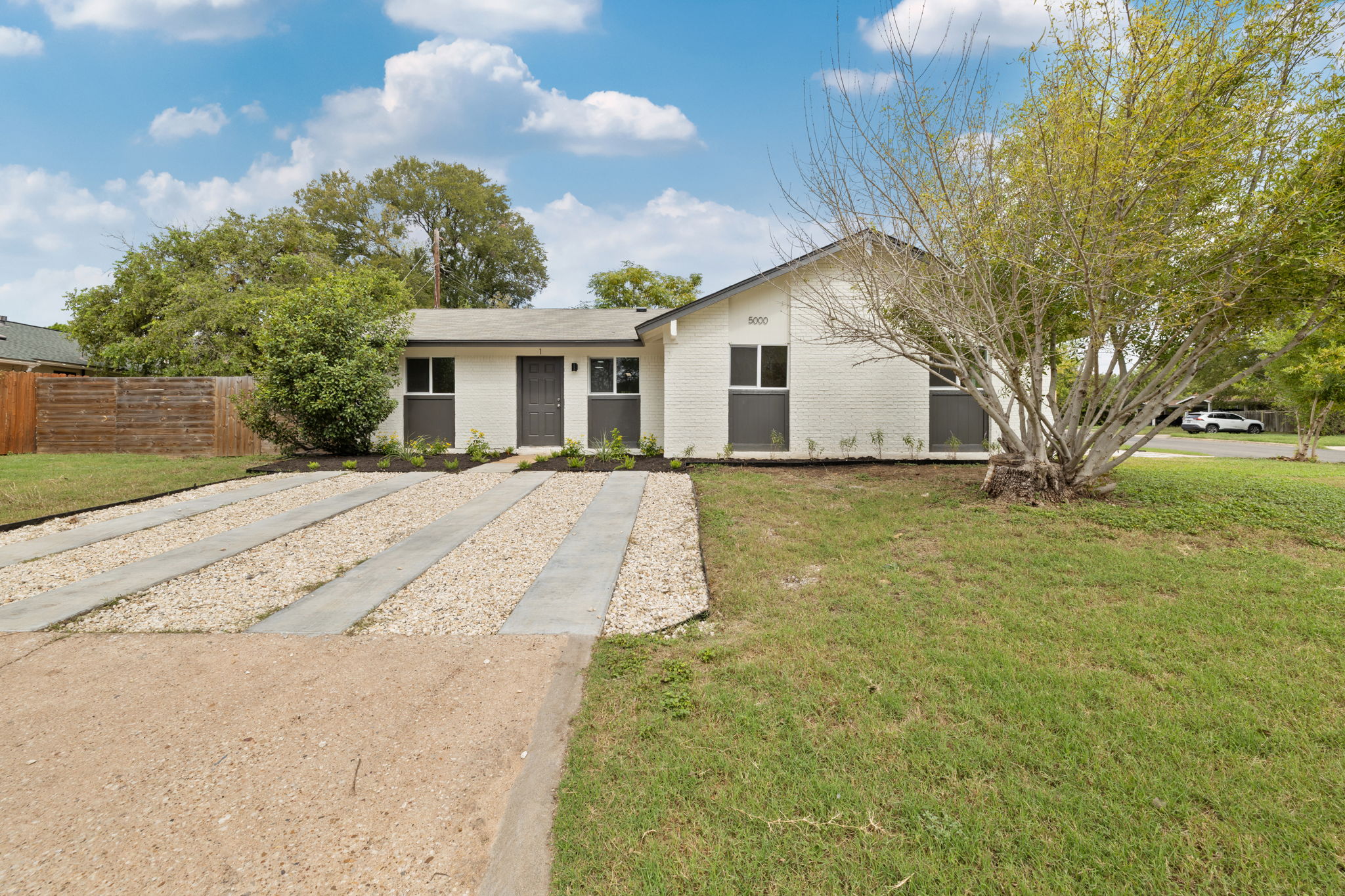 Home in Austin, TX 78745 — photo 2