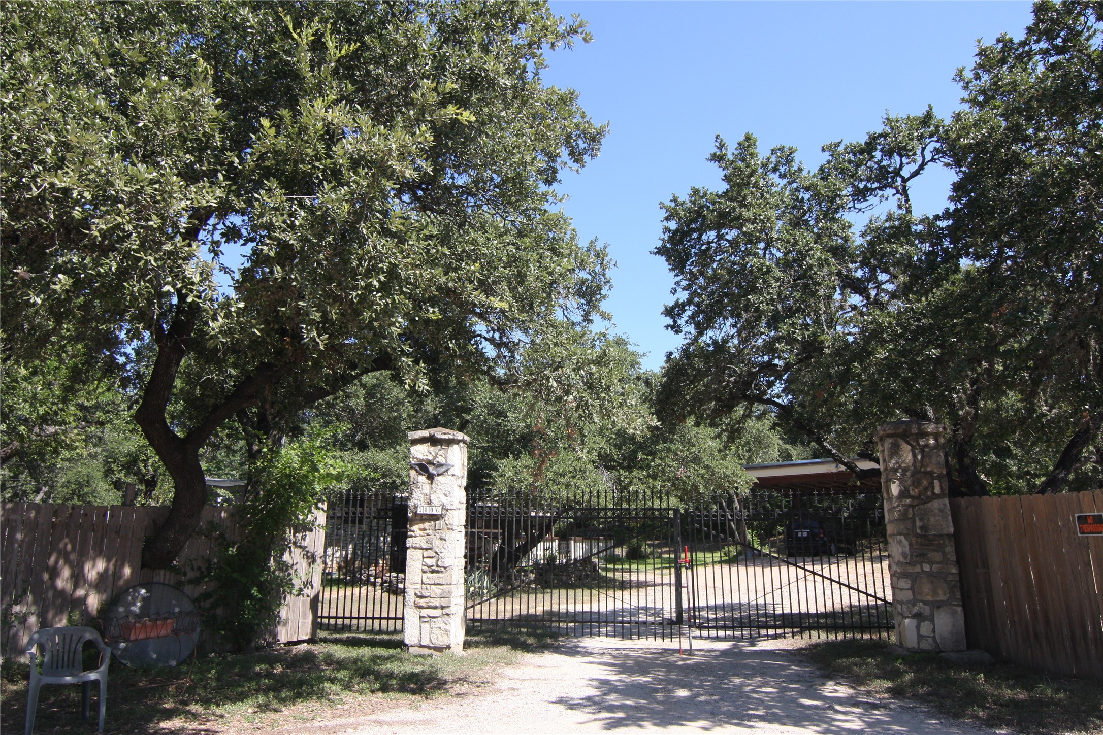 7806 & 7804 Indian Ridge Dr — photo