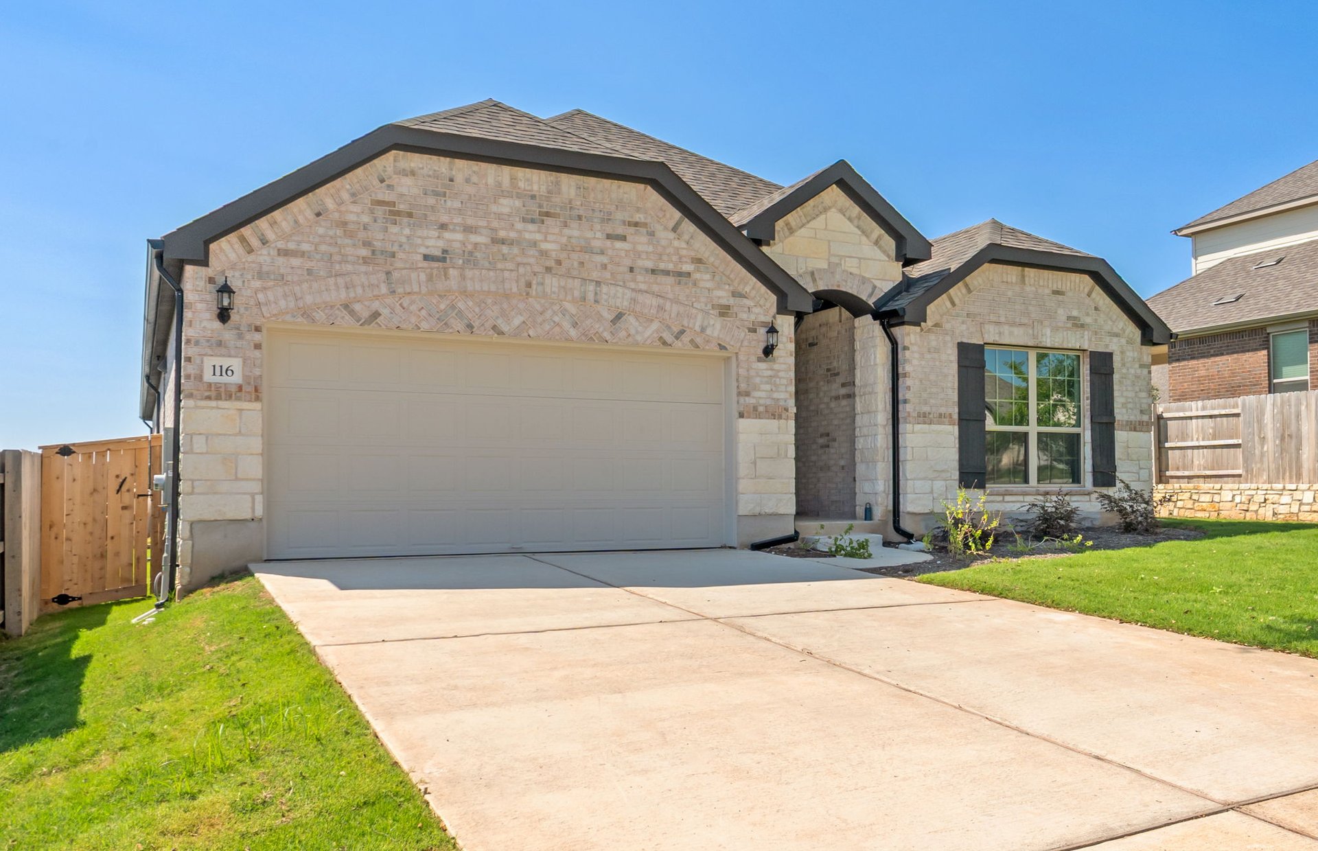 116 Elm View Dr — photo