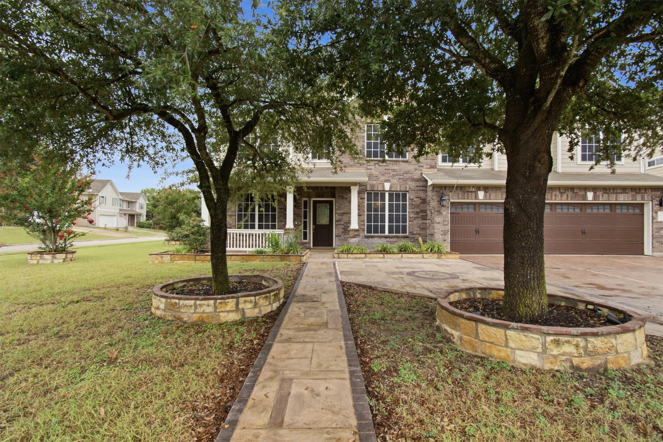 113 Scarlet Oak CV — photo