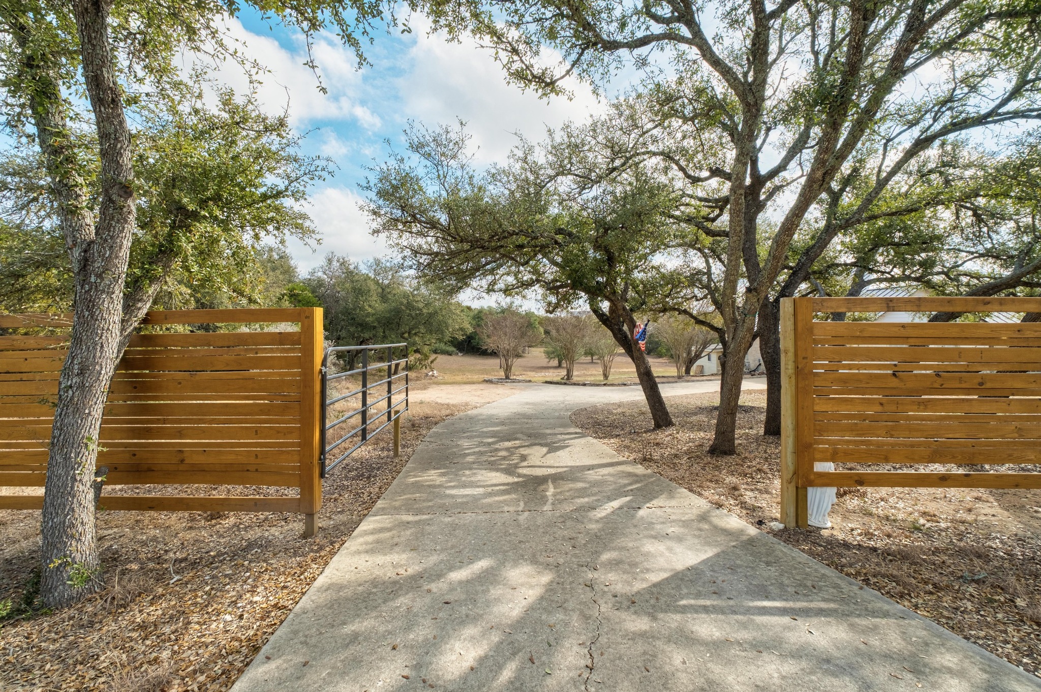1021 Westland Ridge Road, Dripping Springs, TX 78620
