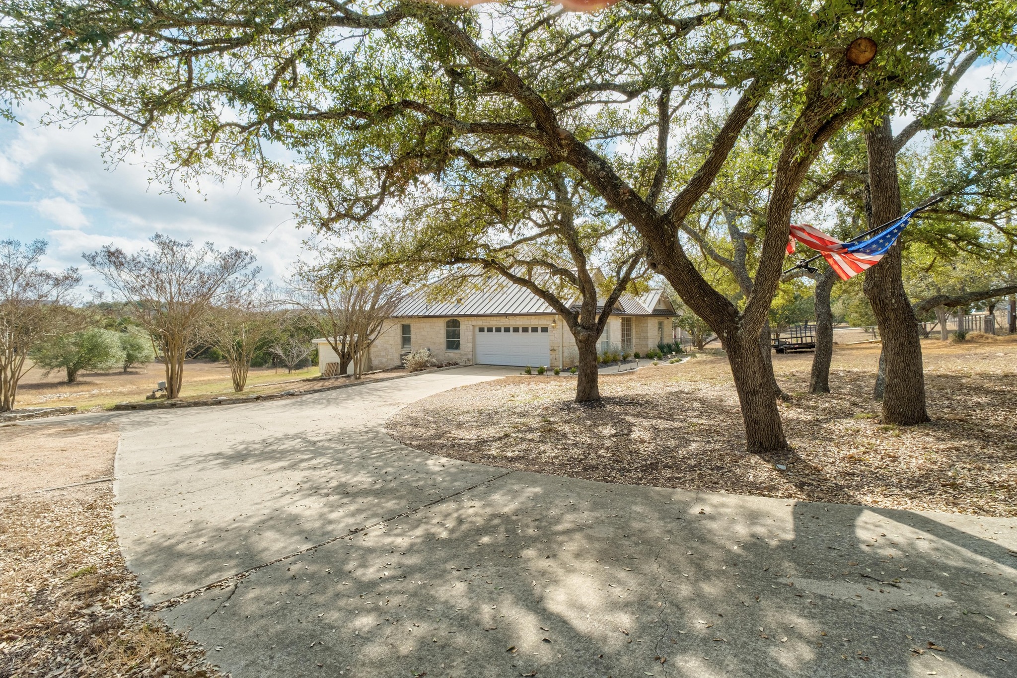 1021 Westland Ridge Road, Dripping Springs, TX 78620 — photo 2