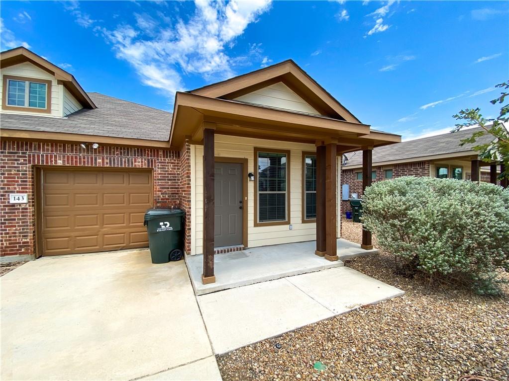 137 Creekside Villa Dr — photo