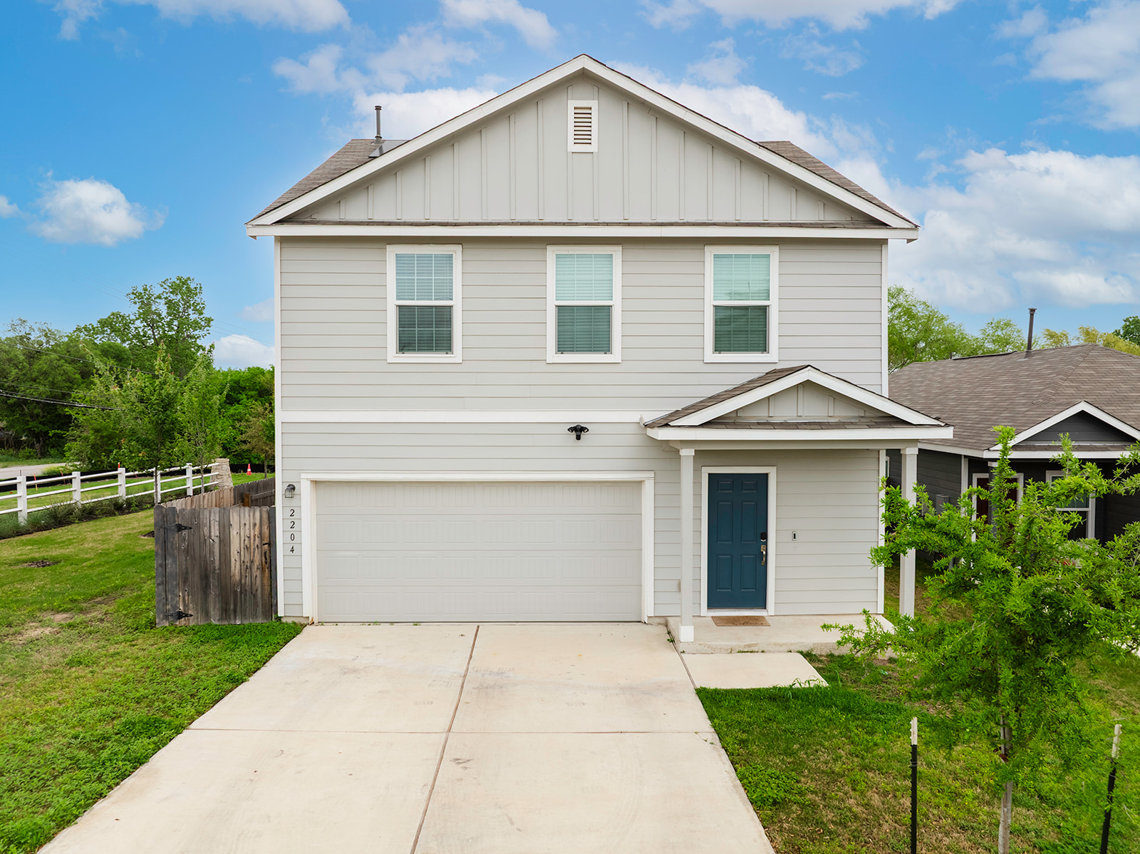2204 Nightview Dr — photo