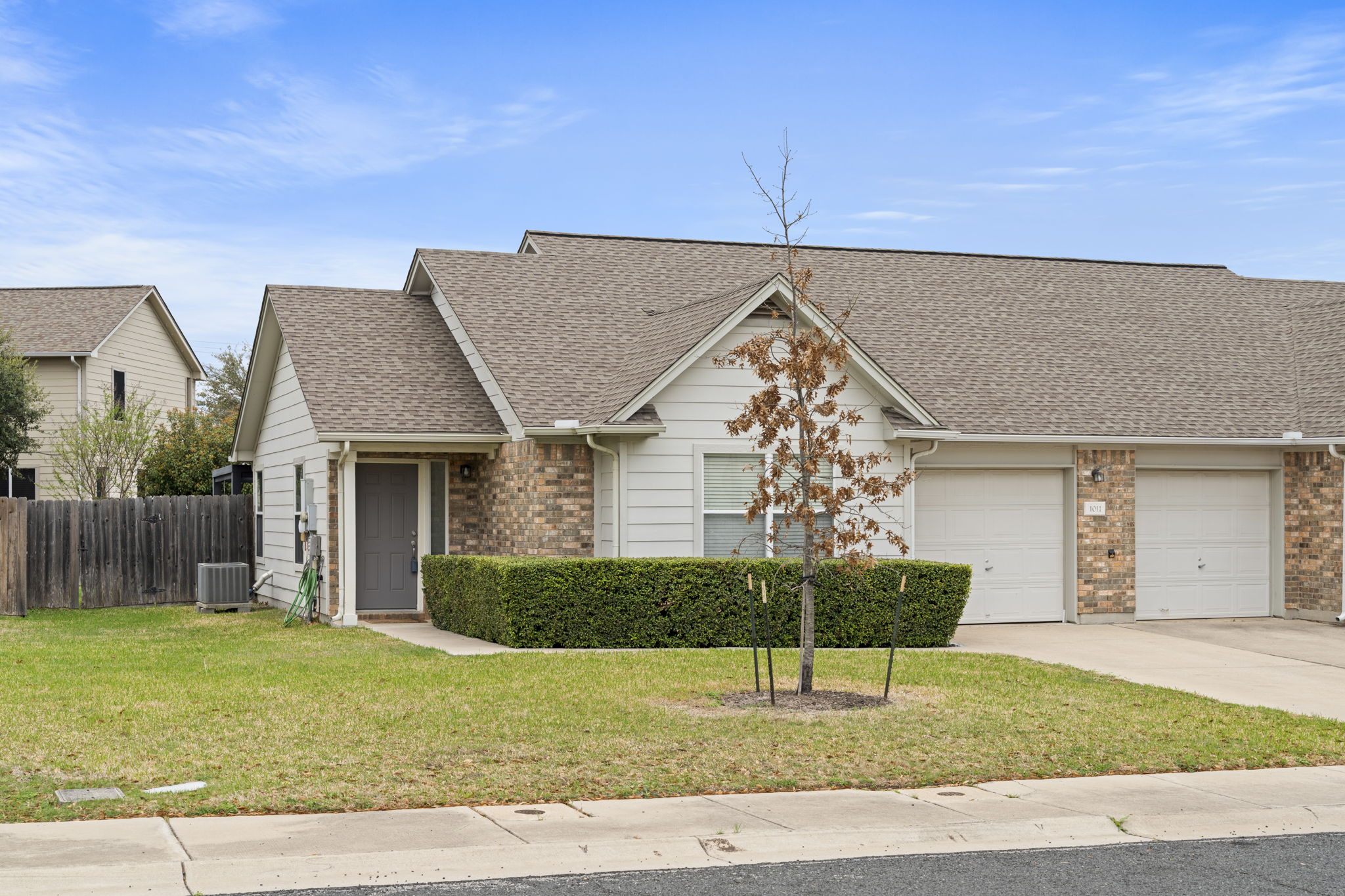 1011 Janae Ct — photo