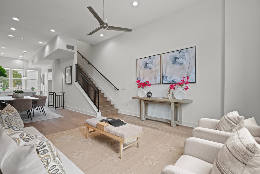 2505 Bluebonnet Ave 4 — photo