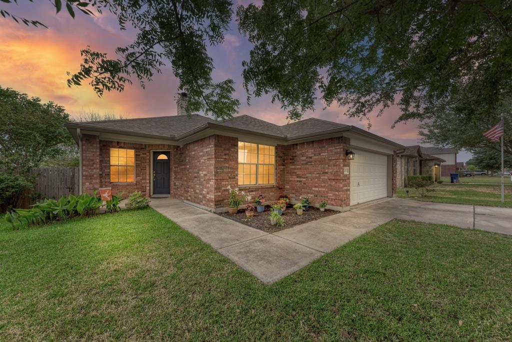 207 Kerley Dr — photo