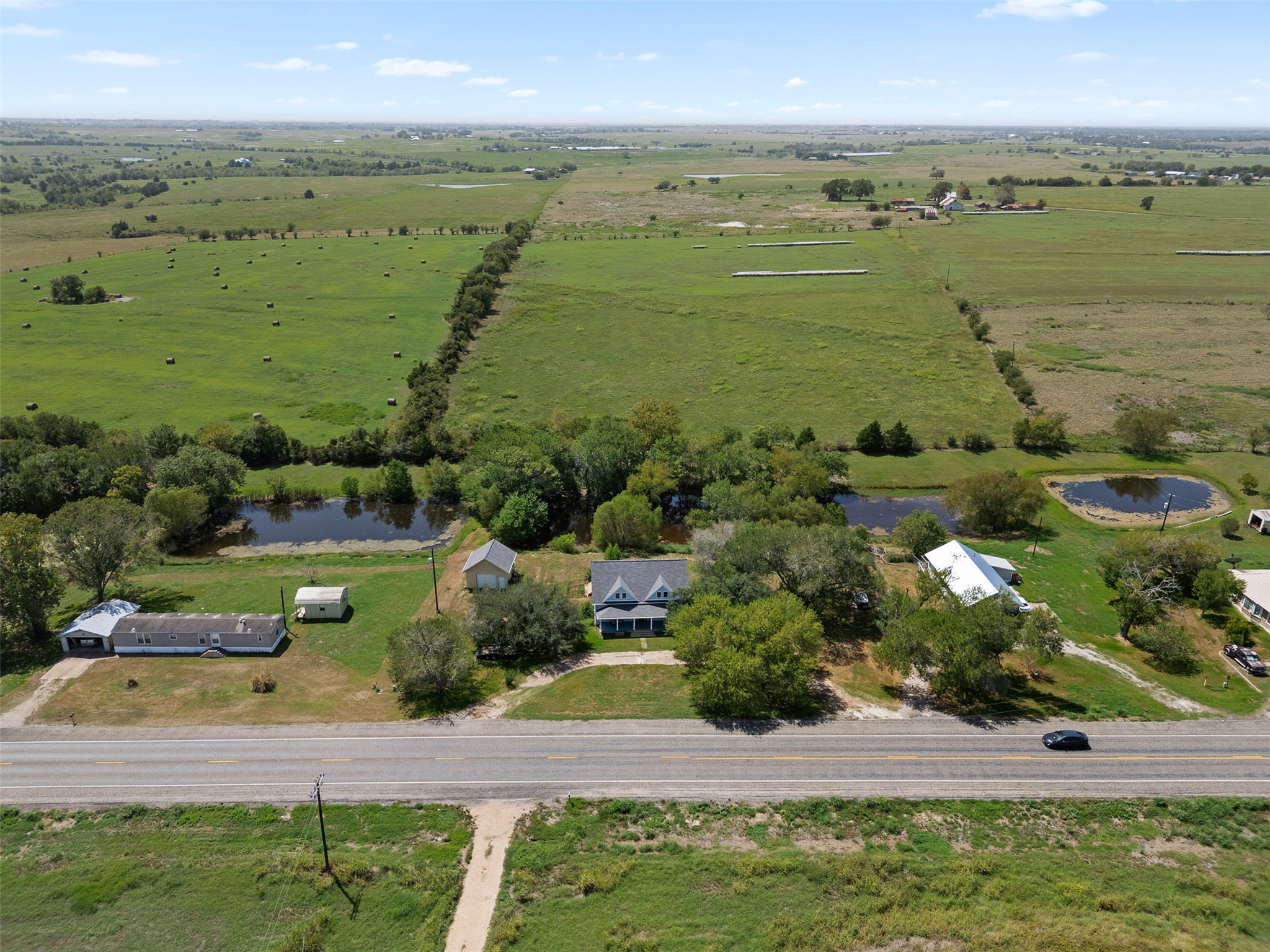 537 FM 2436 — photo