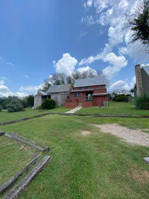 114 Topspin Dr — photo