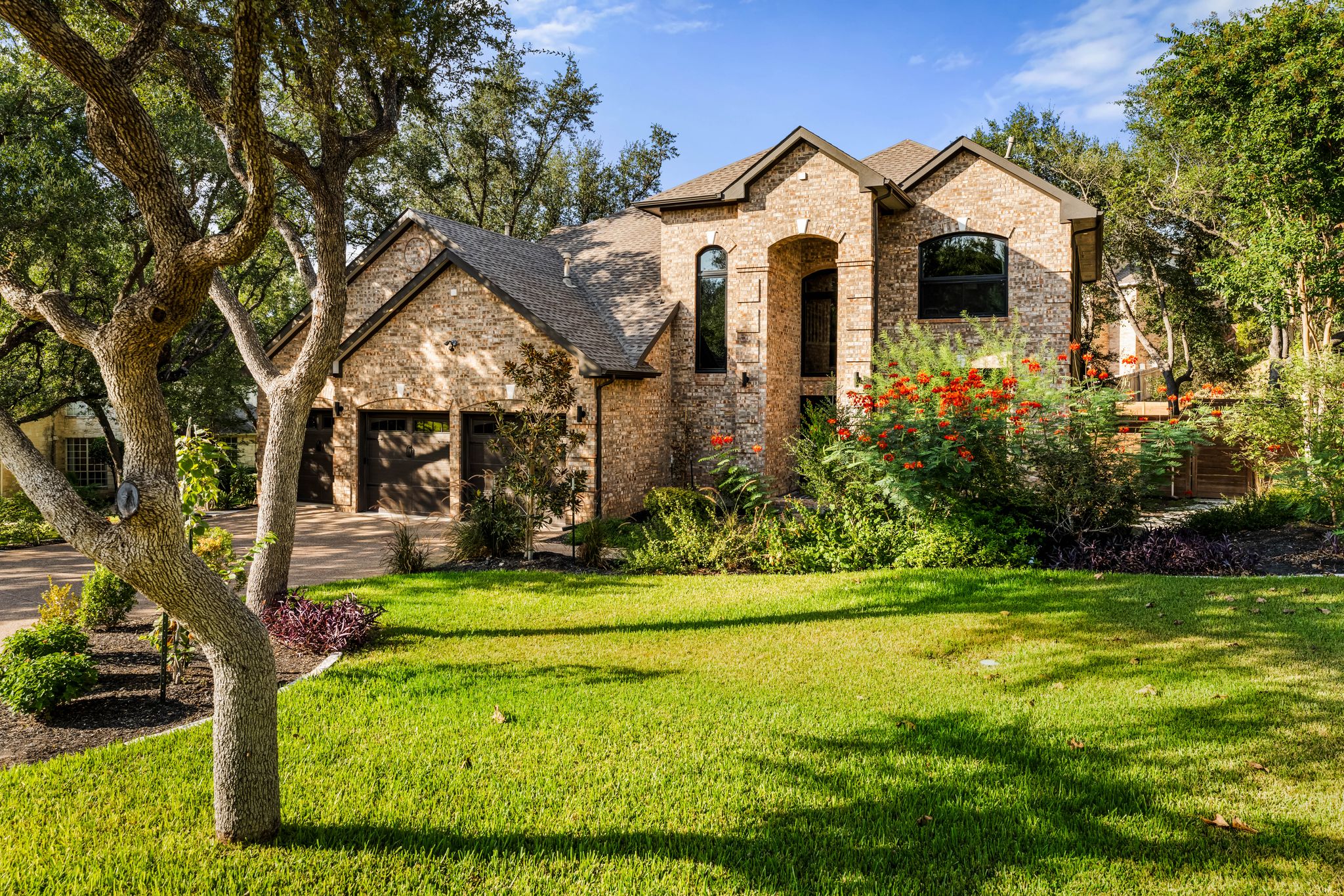 12104 Estrada Ct — photo