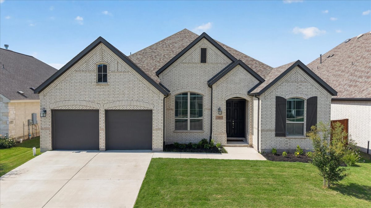 128 Lockhart Dr — photo