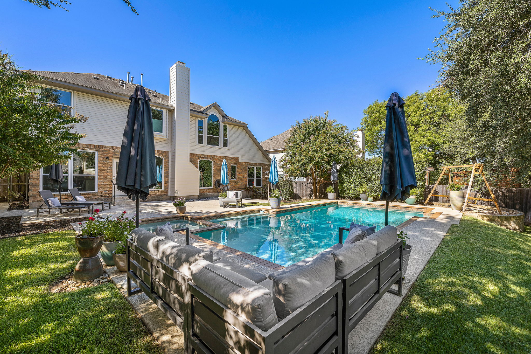 3712 Royal Port Rush Dr — photo