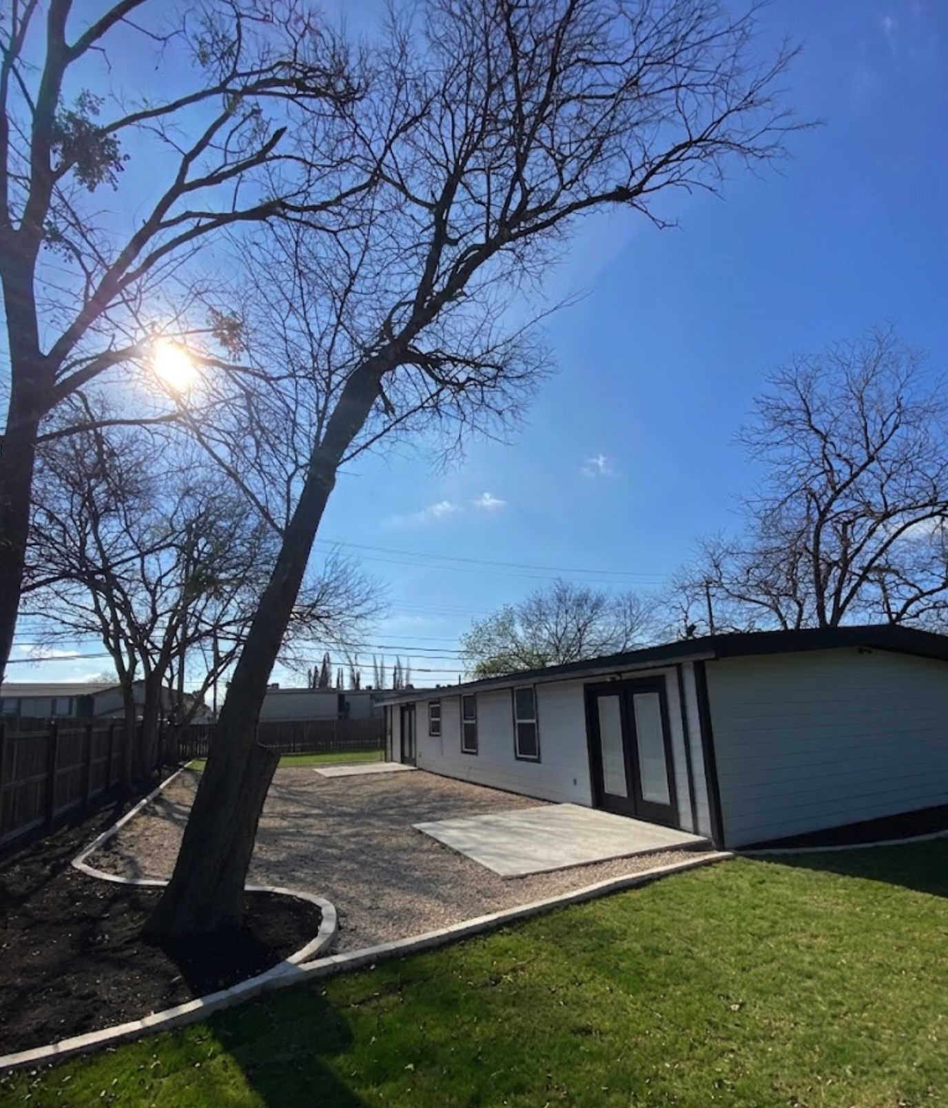 1102 Clayton Ln — photo