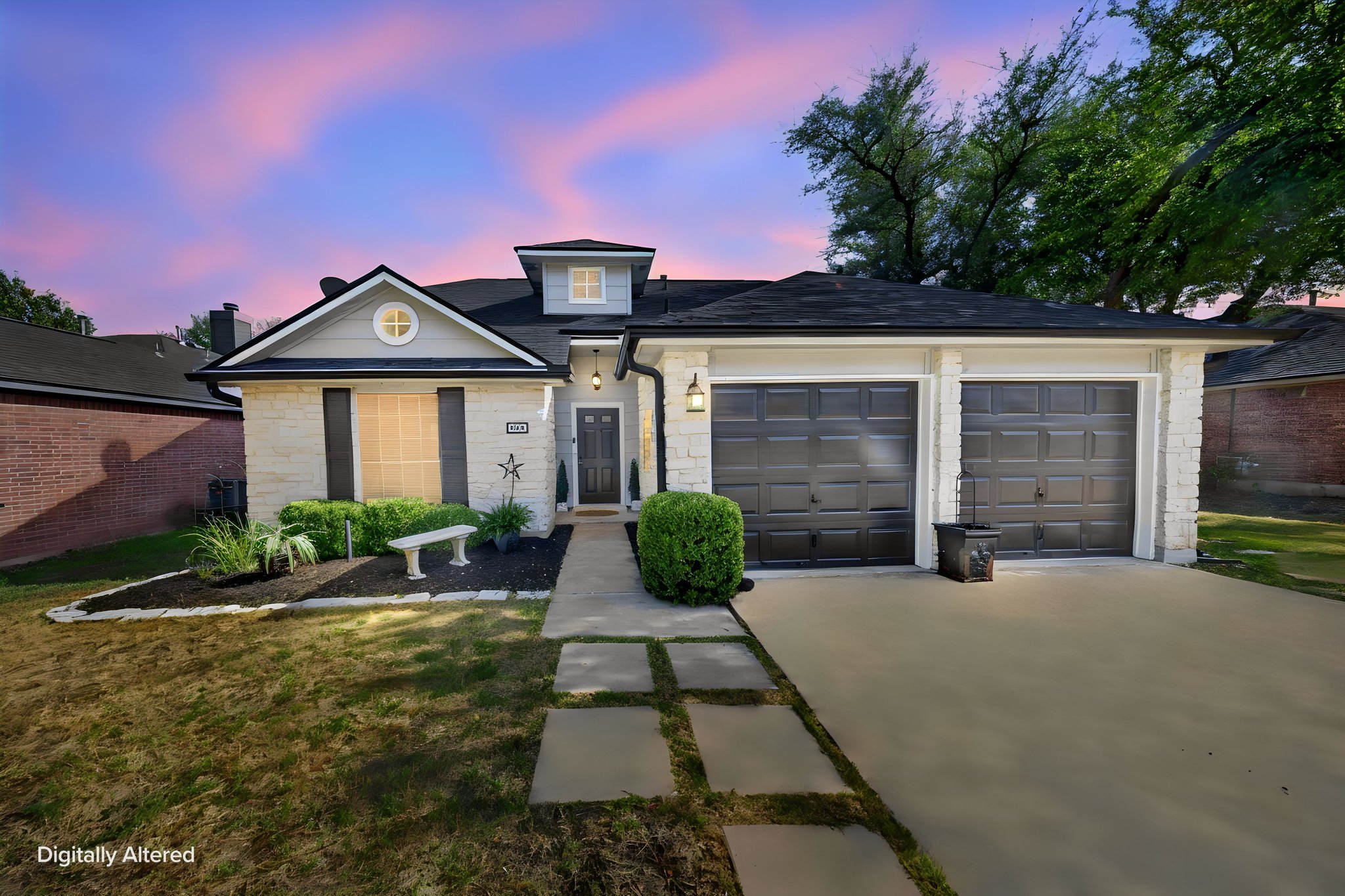 806 Mountain Ridge Dr — photo