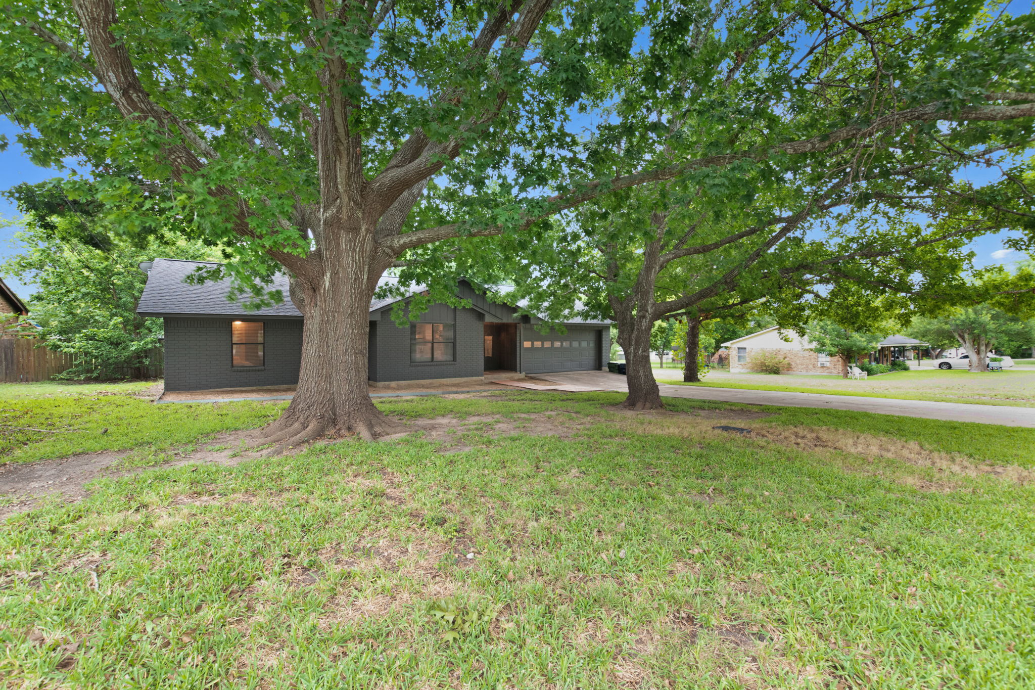 1501 Wofford Dr — photo