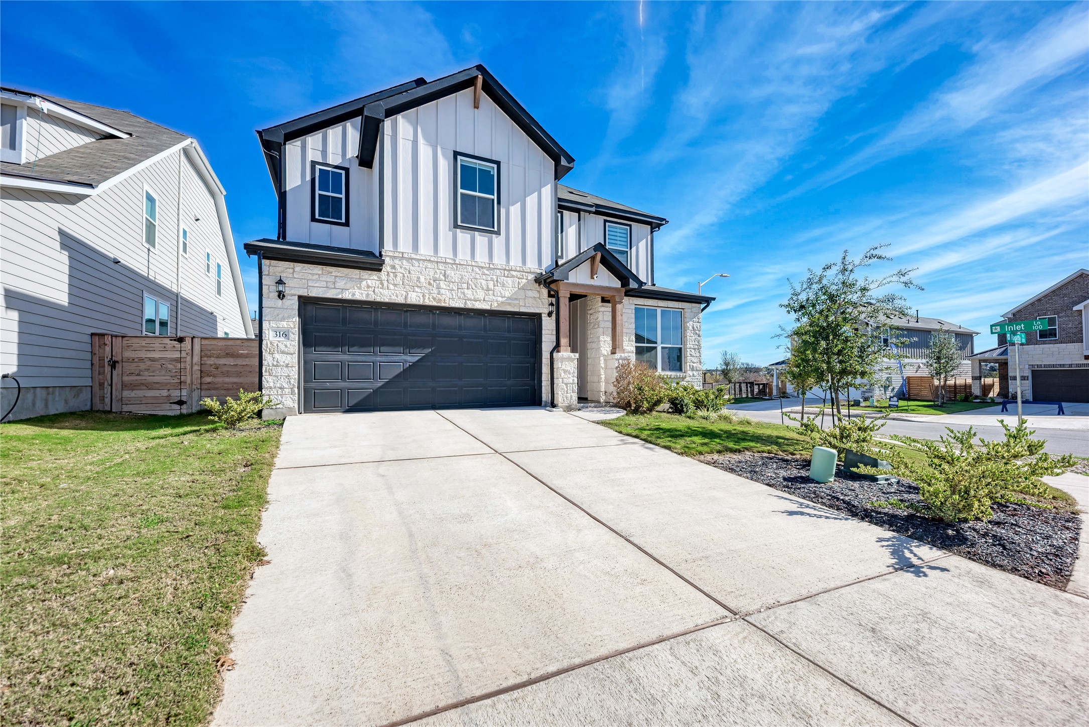 316 Regatta Trl — photo