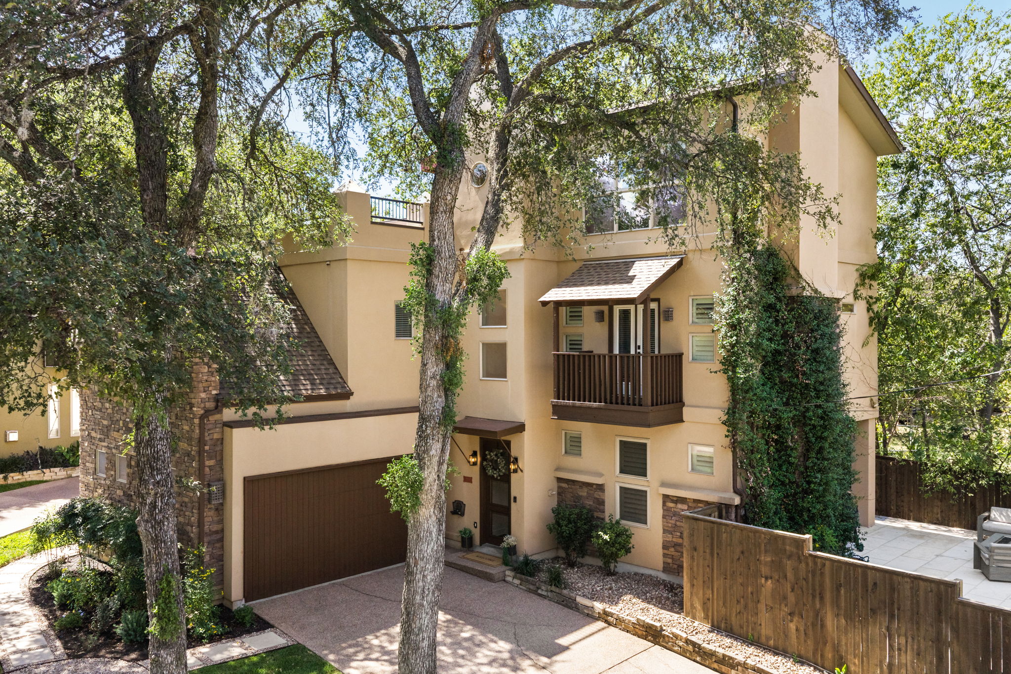 2324 Kinney Rd — photo