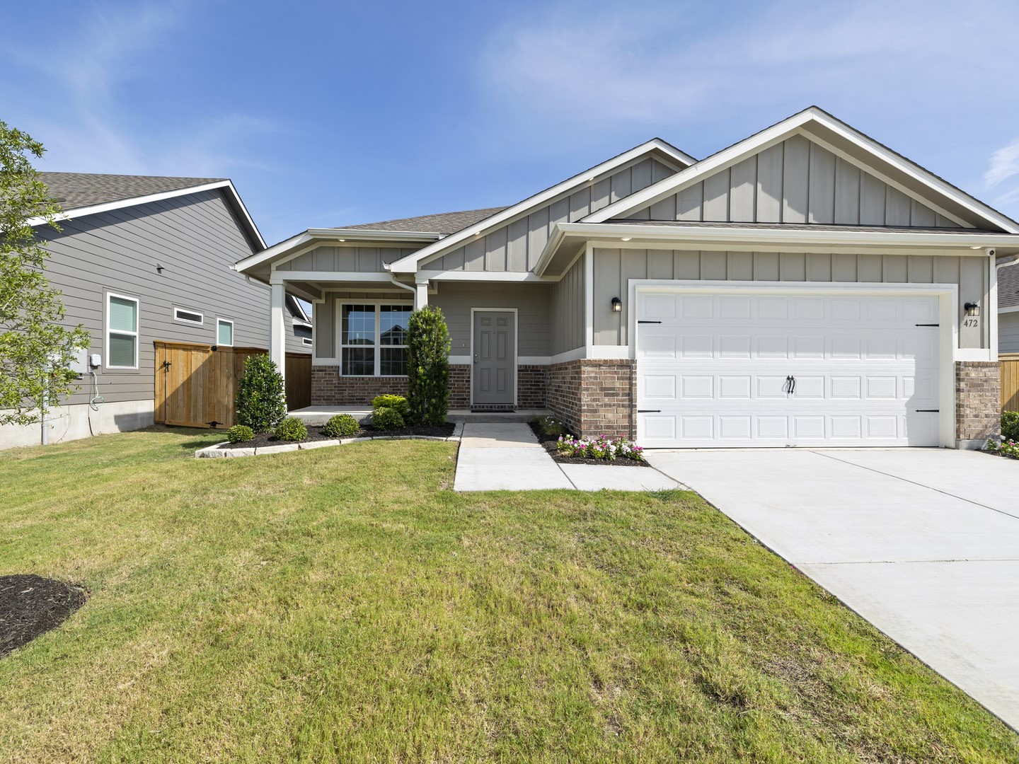 472 Josey Wales Dr — photo