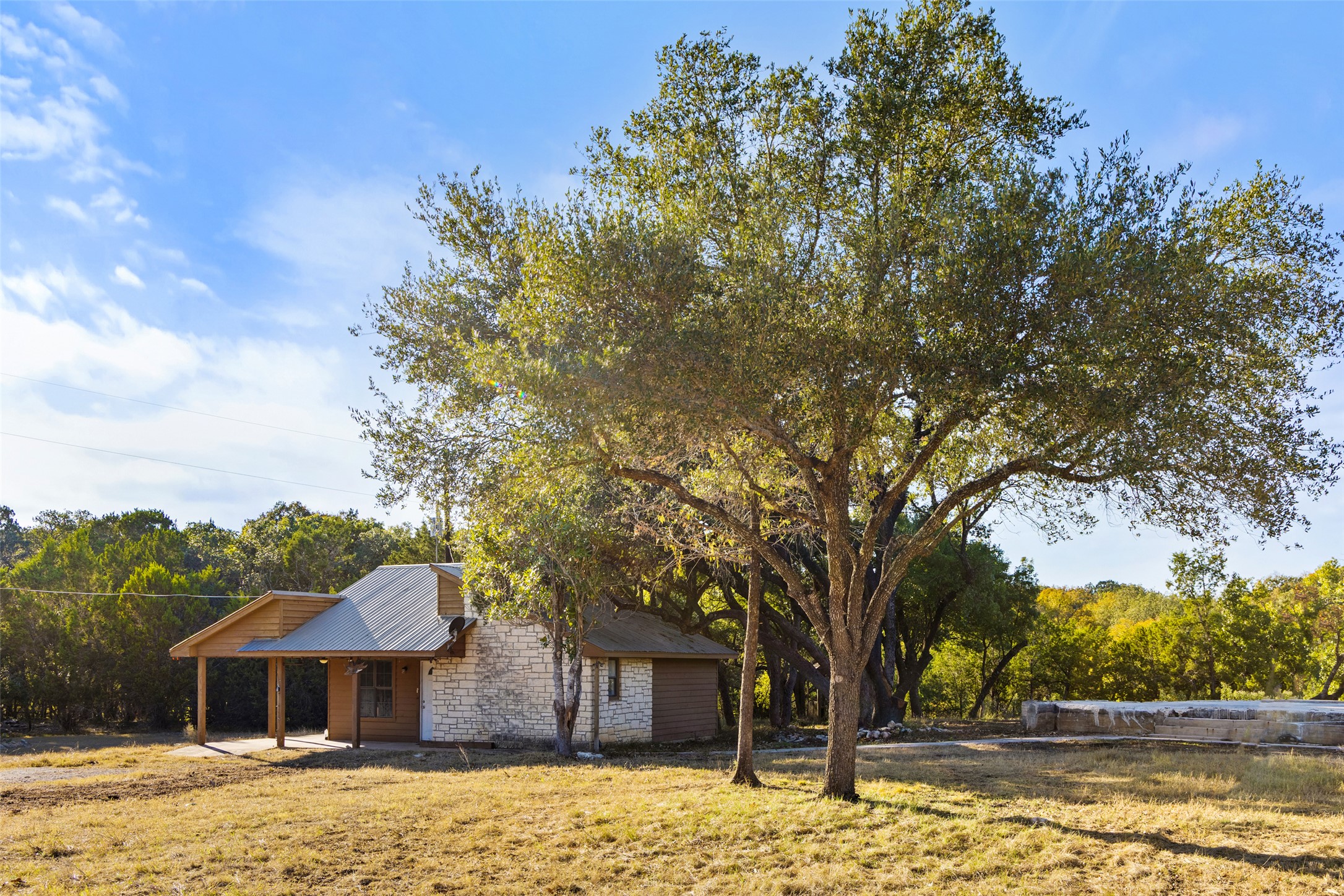 205 Mesquite Trl — photo