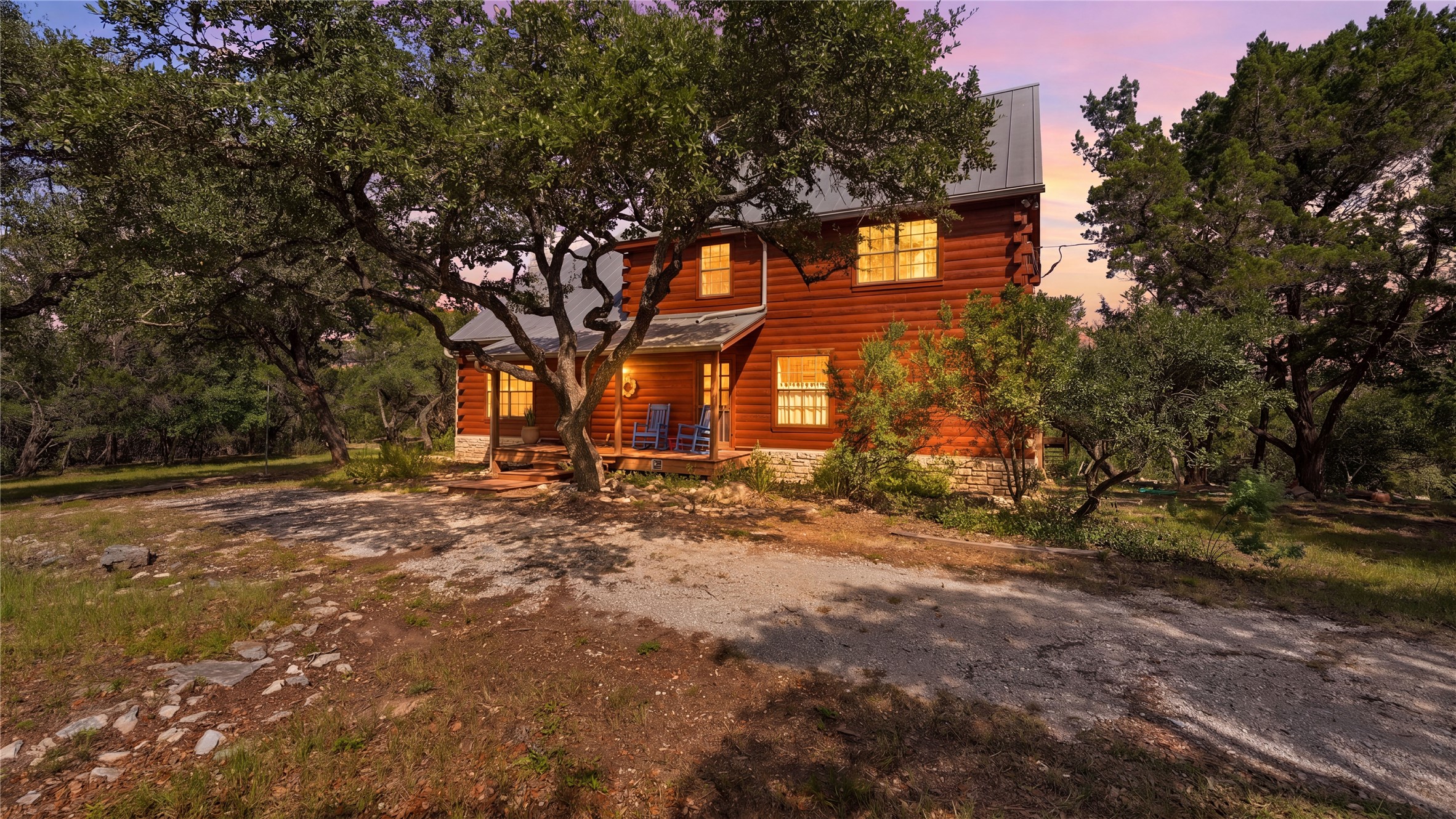 800 Woodcreek Ranch Rd — photo