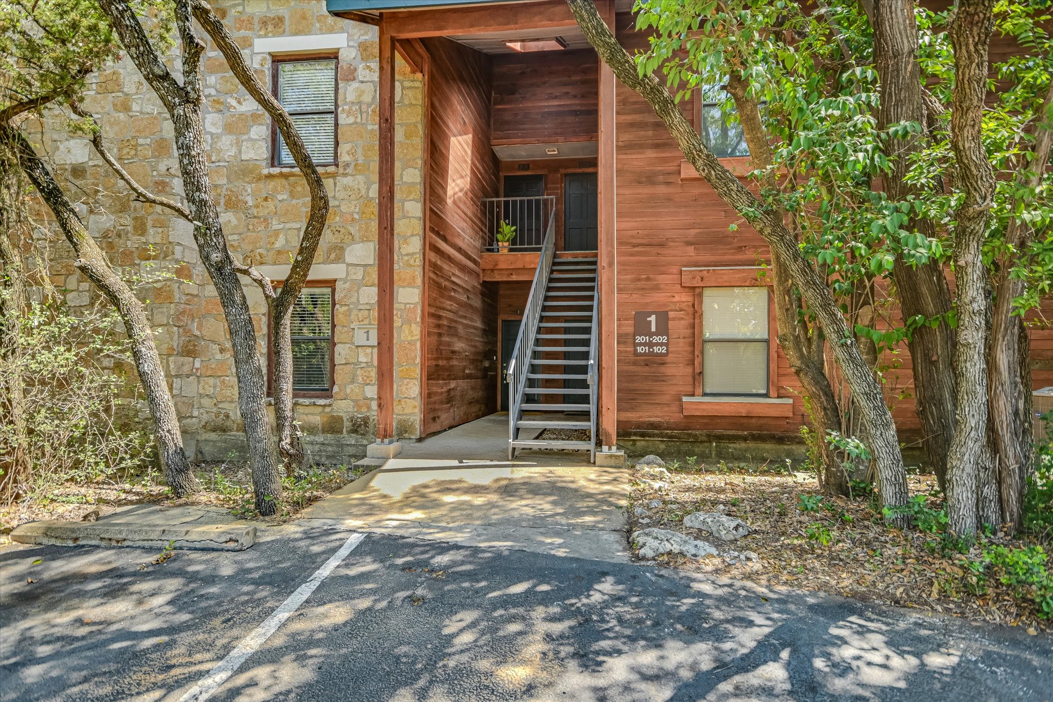 4711 Spicewood Springs Rd a-101 — photo