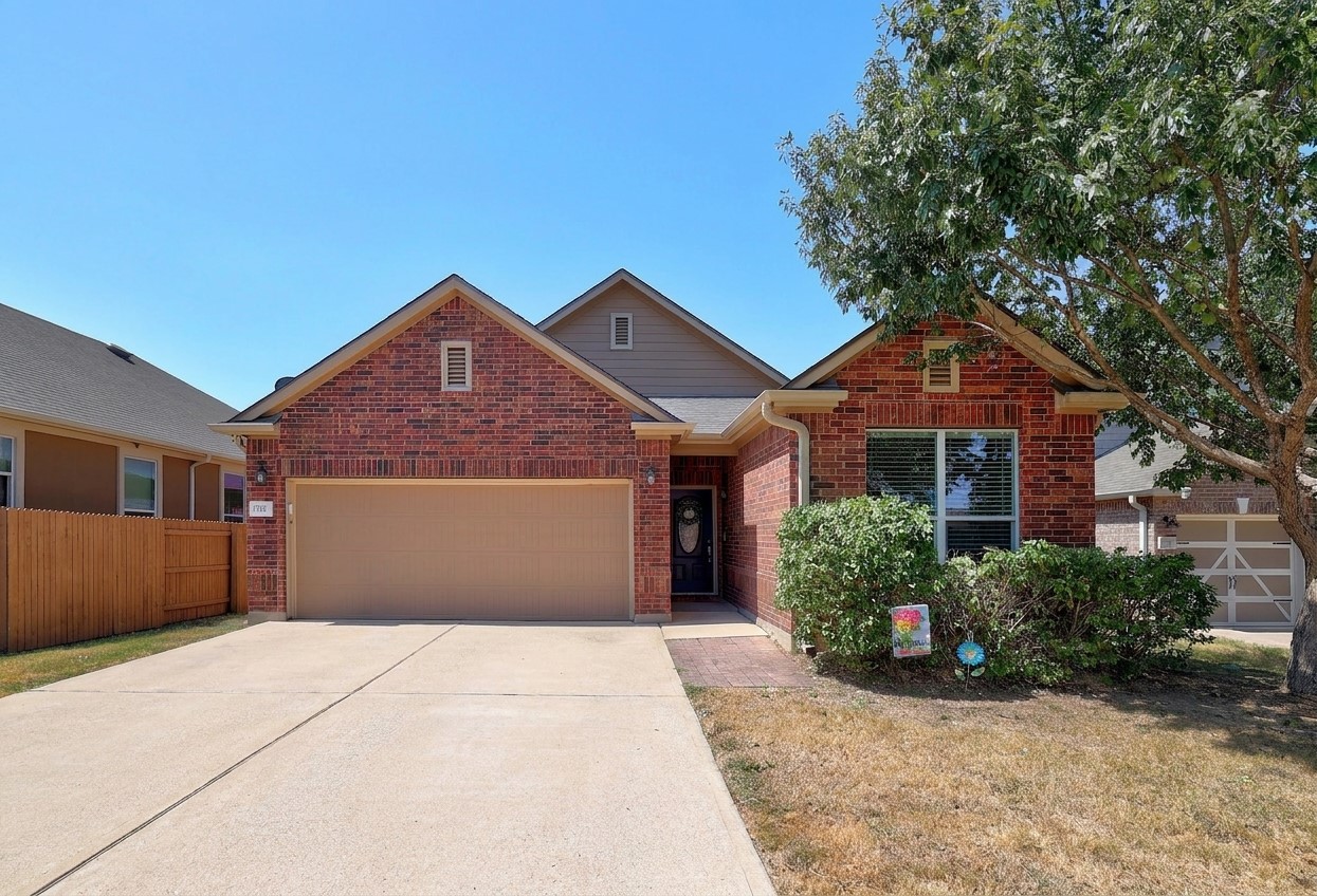 217 Sheepshank Dr — photo