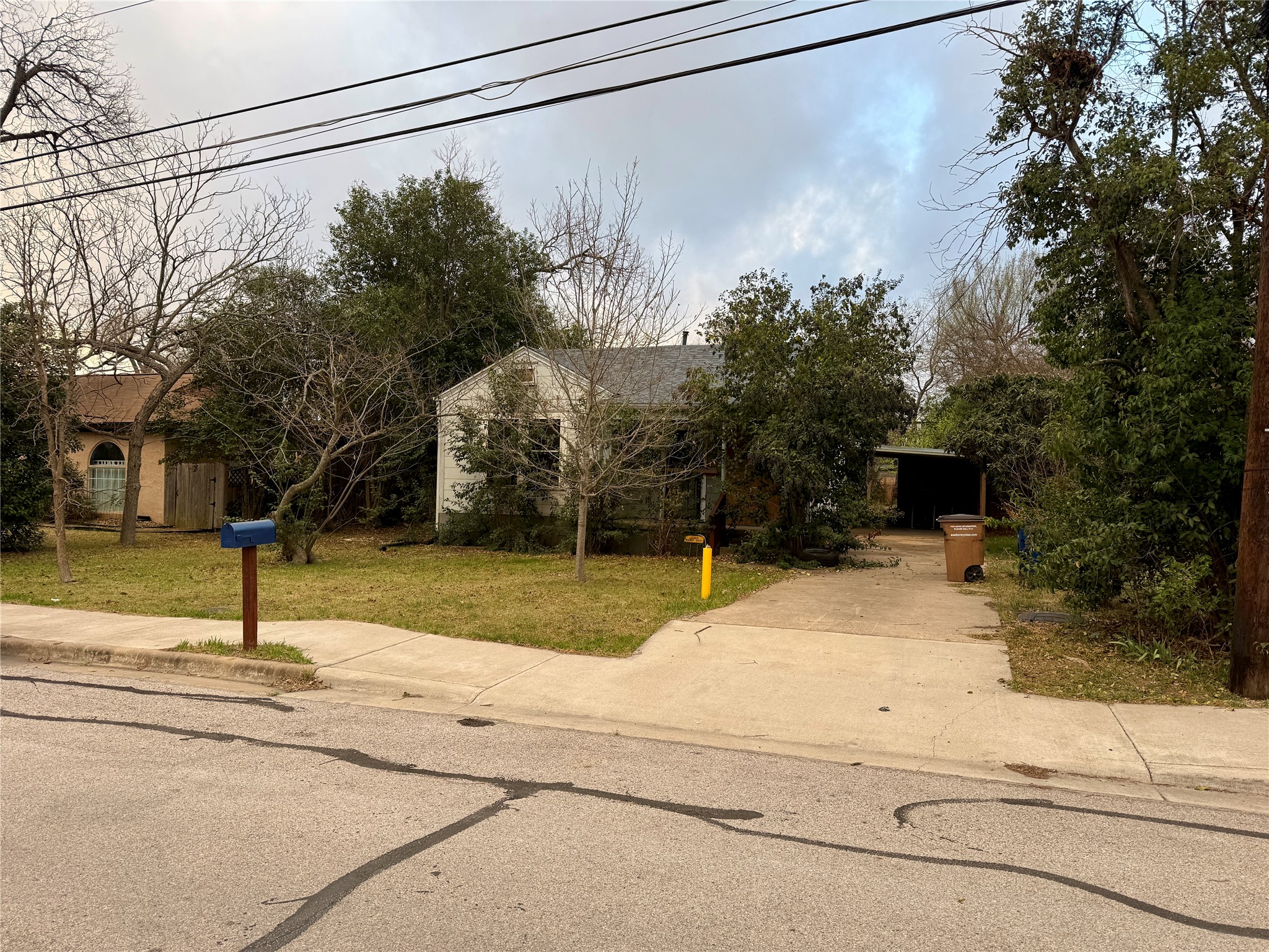 503 Brentwood St — photo