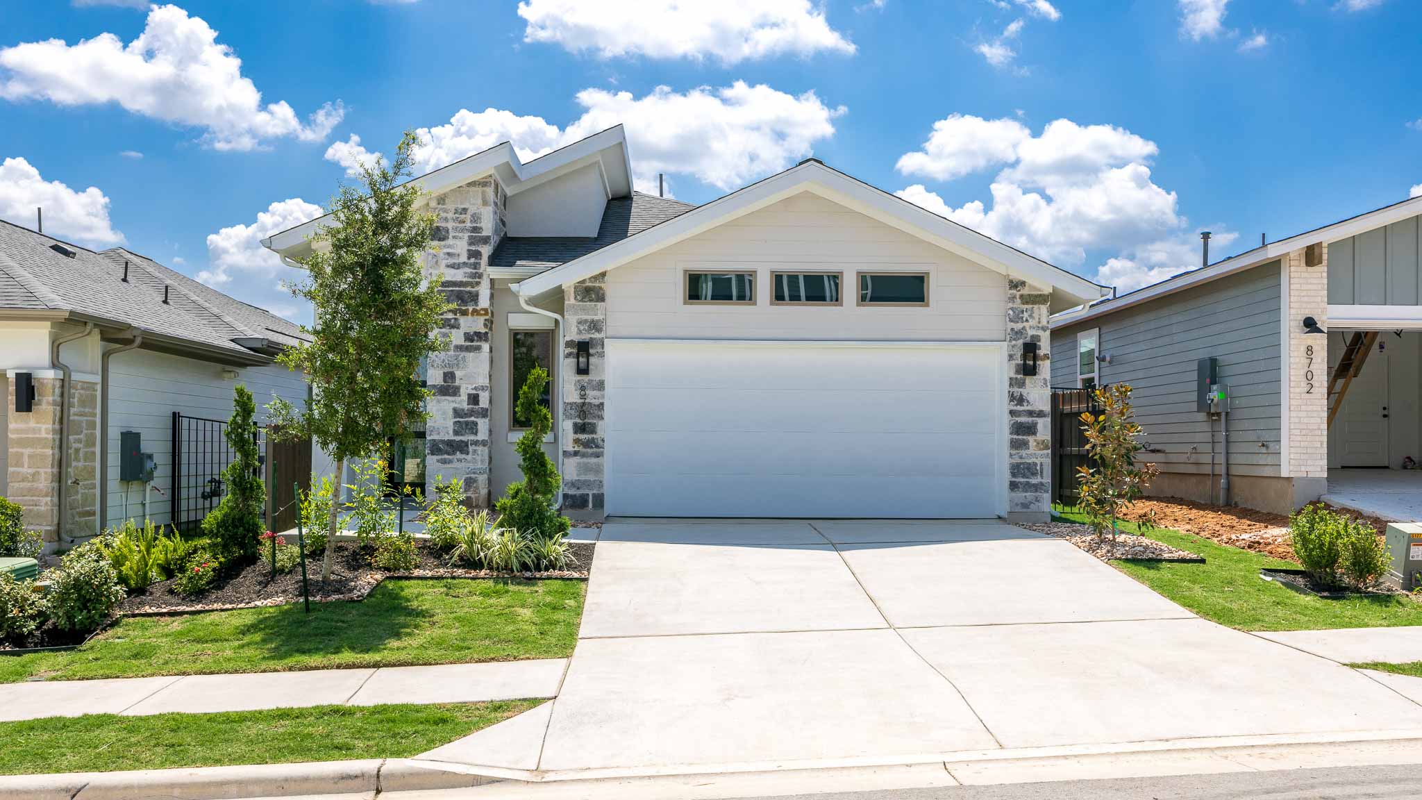 8704 Basil Hayden Ln — photo