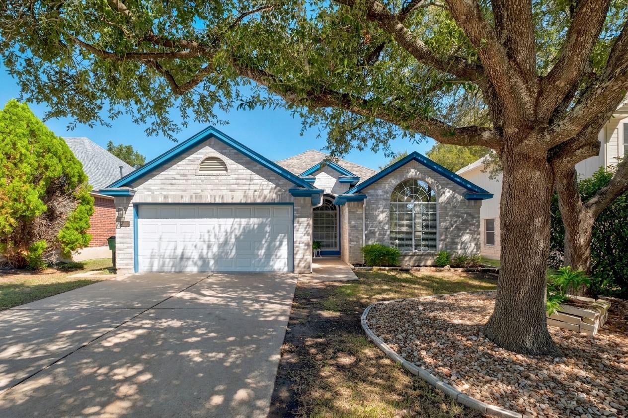 3704 Kissman Dr — photo