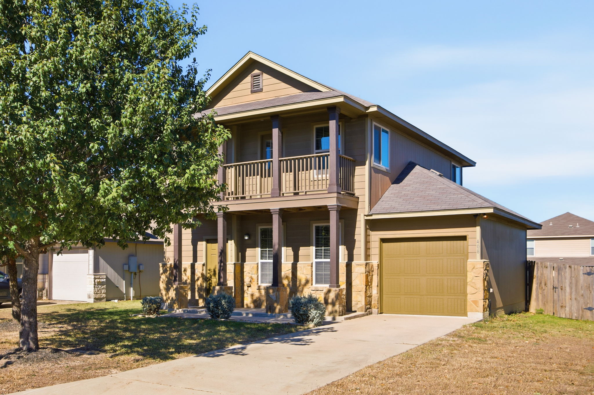 408 Azurite Dr — photo
