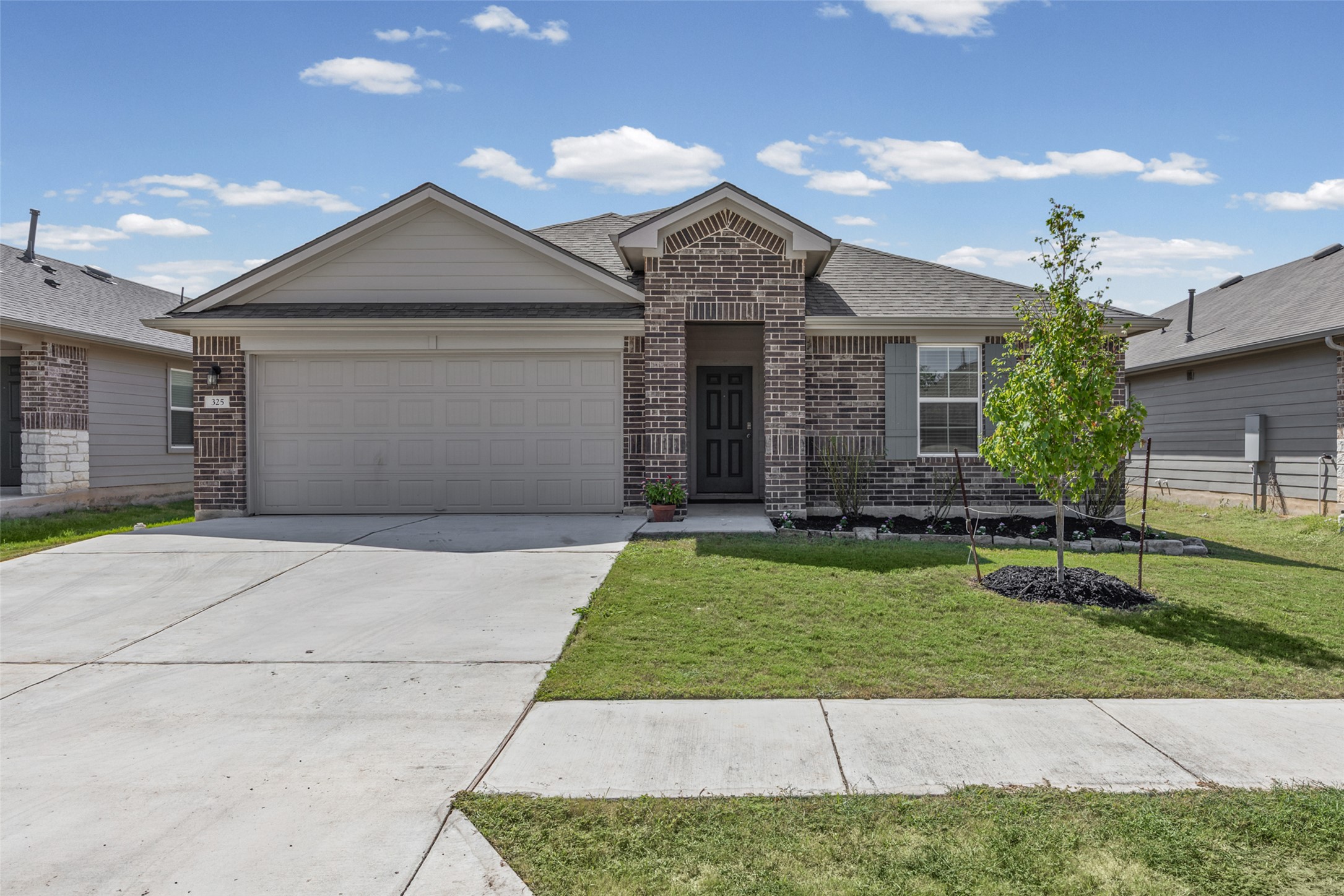 325 Granary Dr — photo