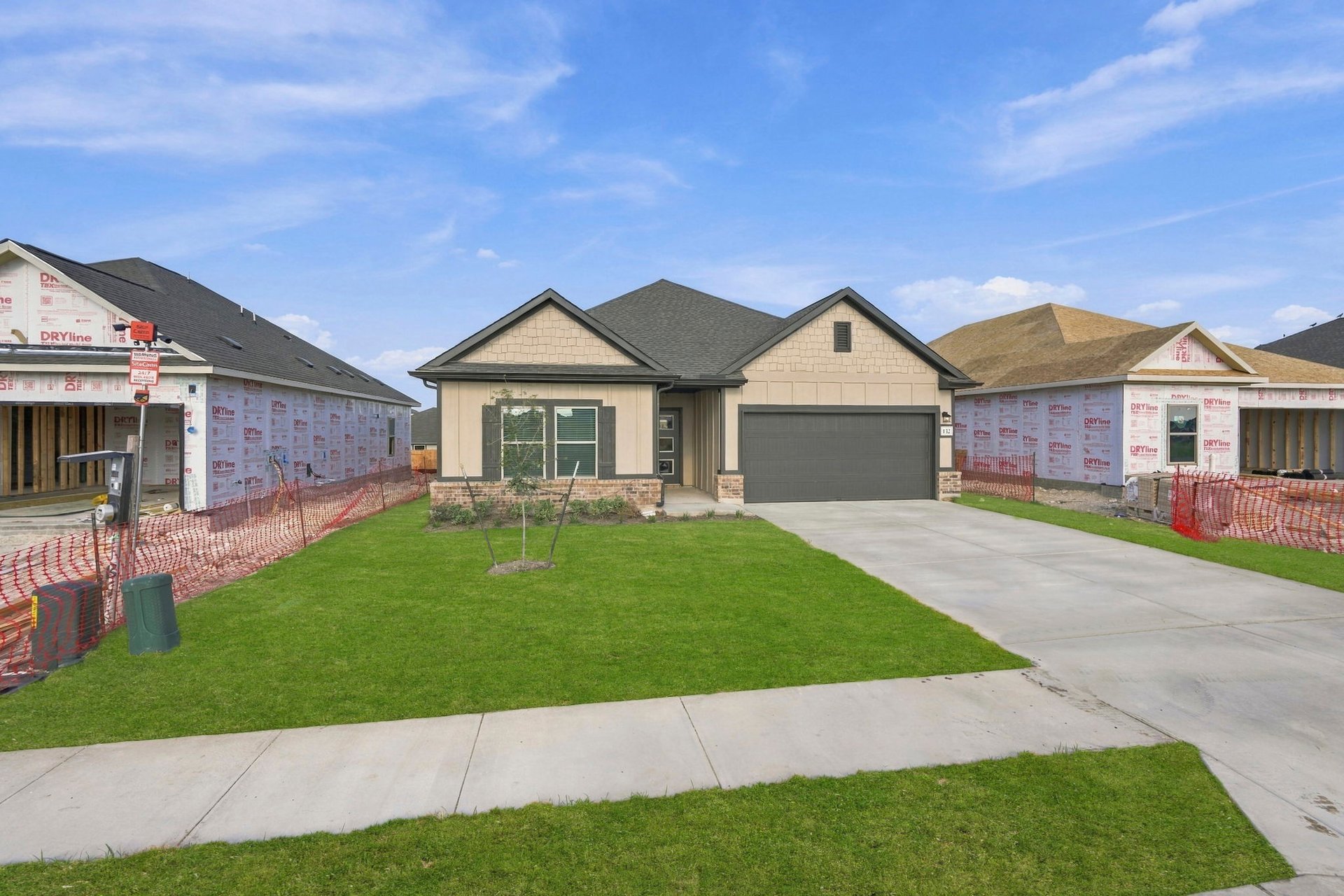 132 Wind Hill, Jarrell, TX 76537 — photo 2