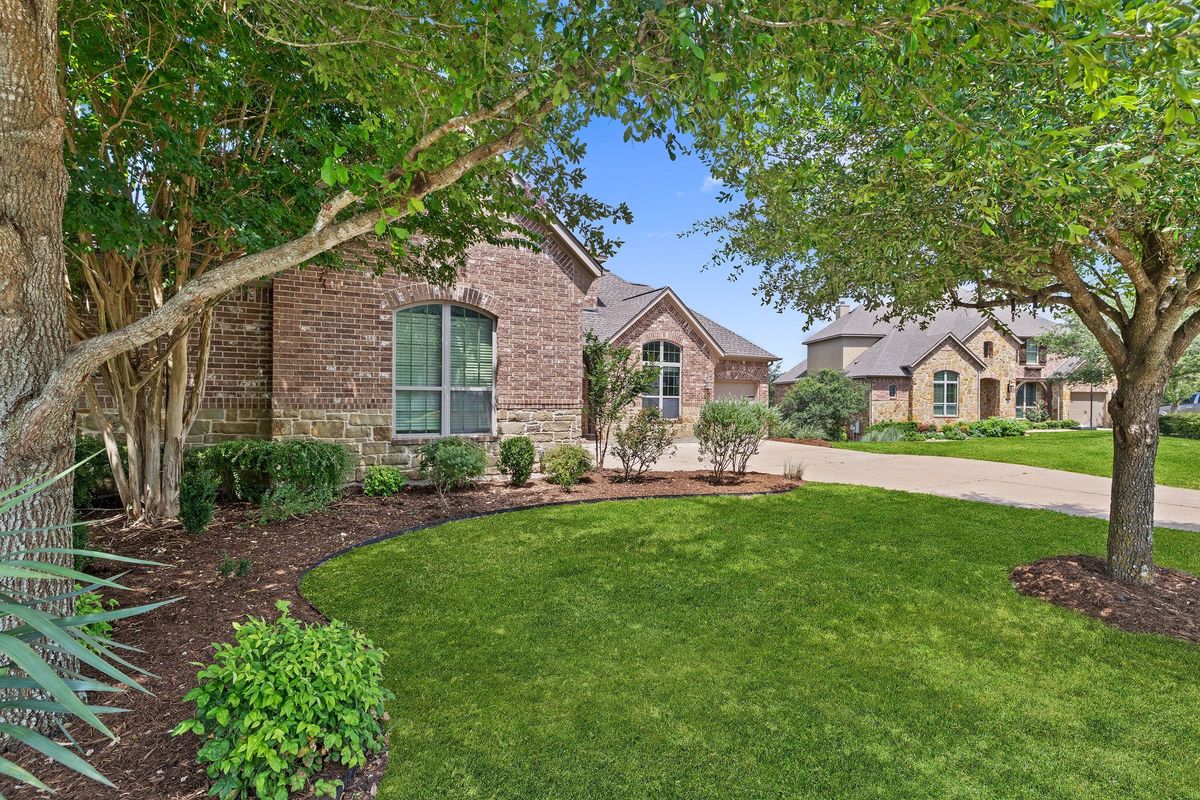 8804 Flycatcher Ct — photo