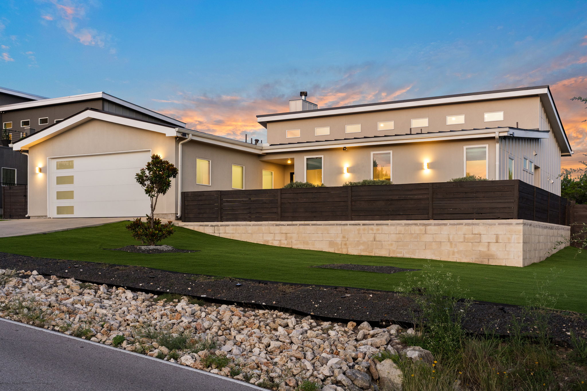 3501 Constitution Dr — photo