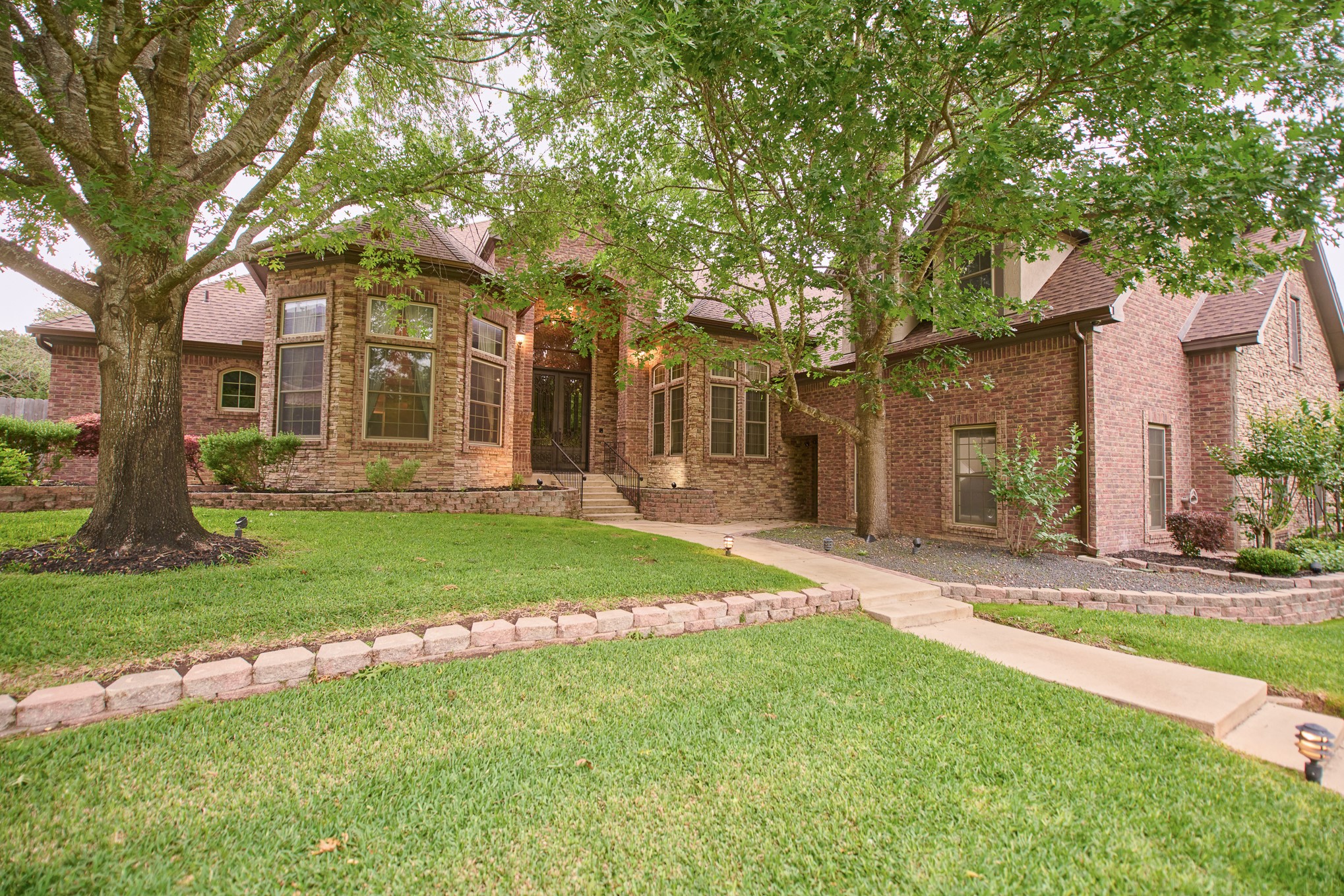 2205 Sunrise Dr — photo
