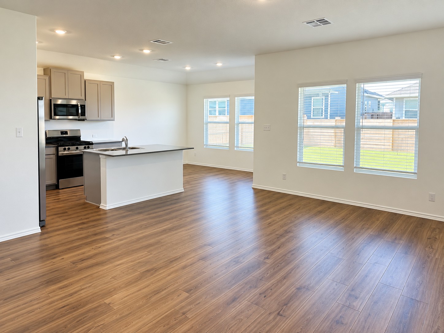 260 Gresham, Kyle, TX 78640 — photo 3