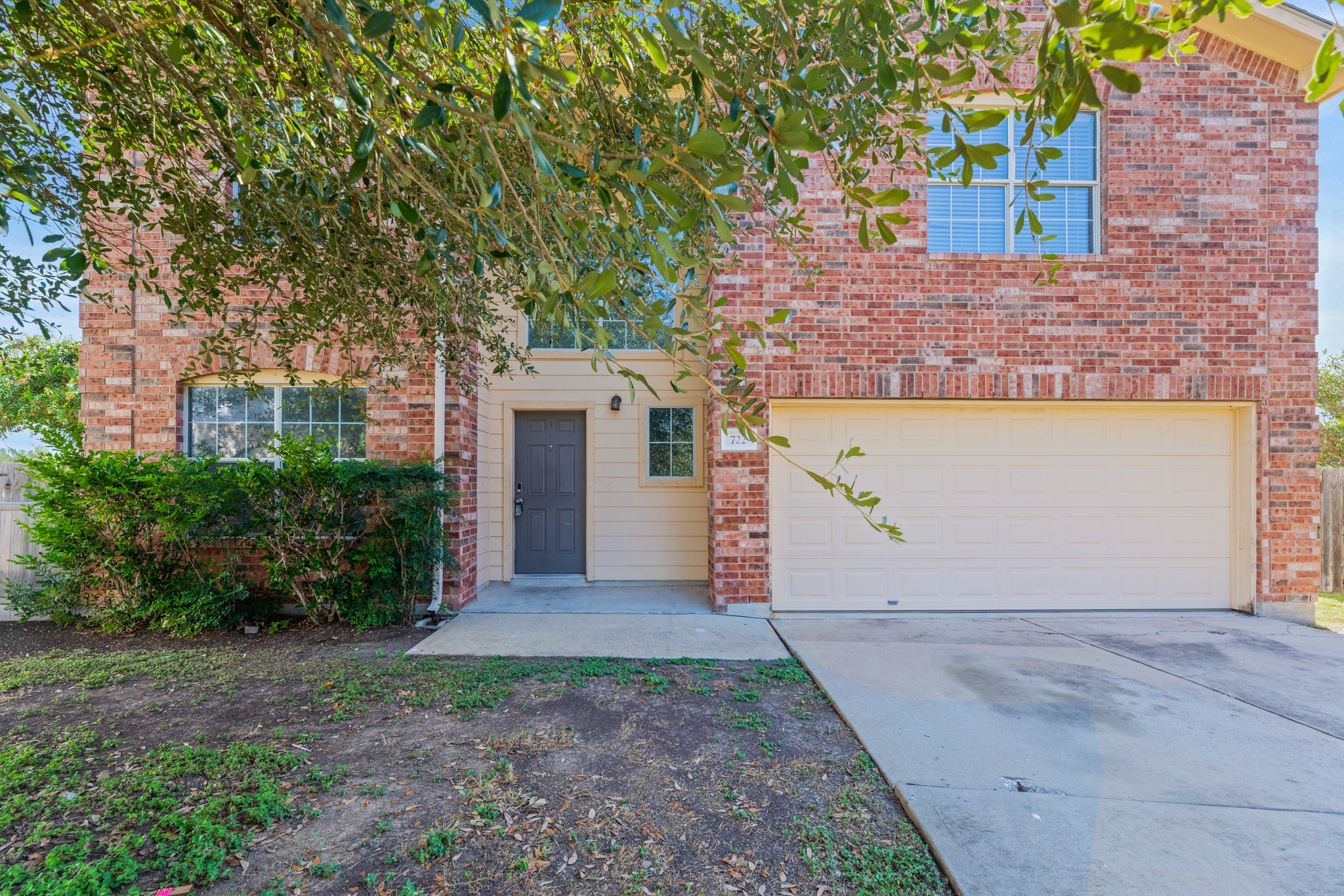 722 Lavaca Loop, Elgin, TX 78621 — photo 3