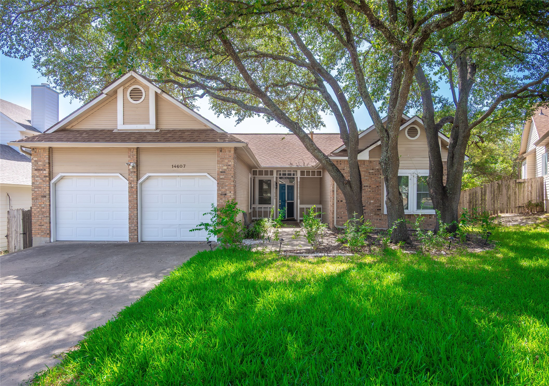 14607 Sandy Side Dr — photo